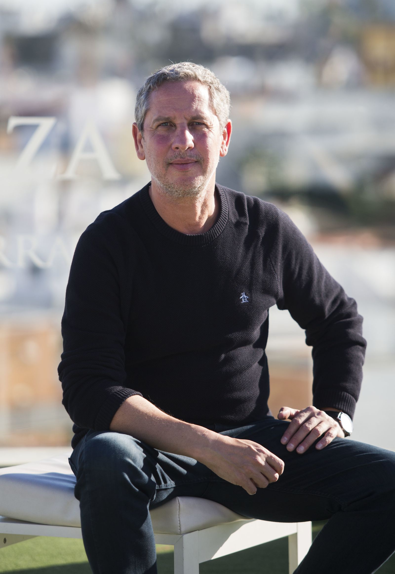 Guillermo Martínez.