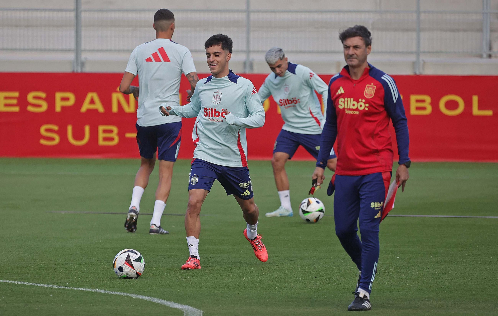 Fotos del entrenamiento de la selección española sub-21 en La Línea