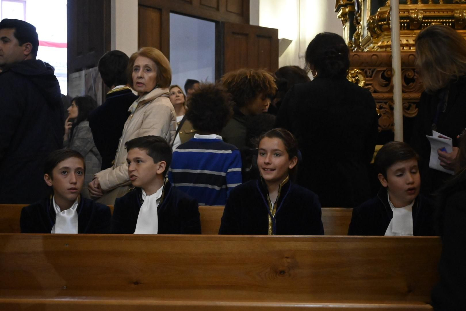 Las mejores imágenes del Miércoles Santo: Hermandad de la Santa Cruz