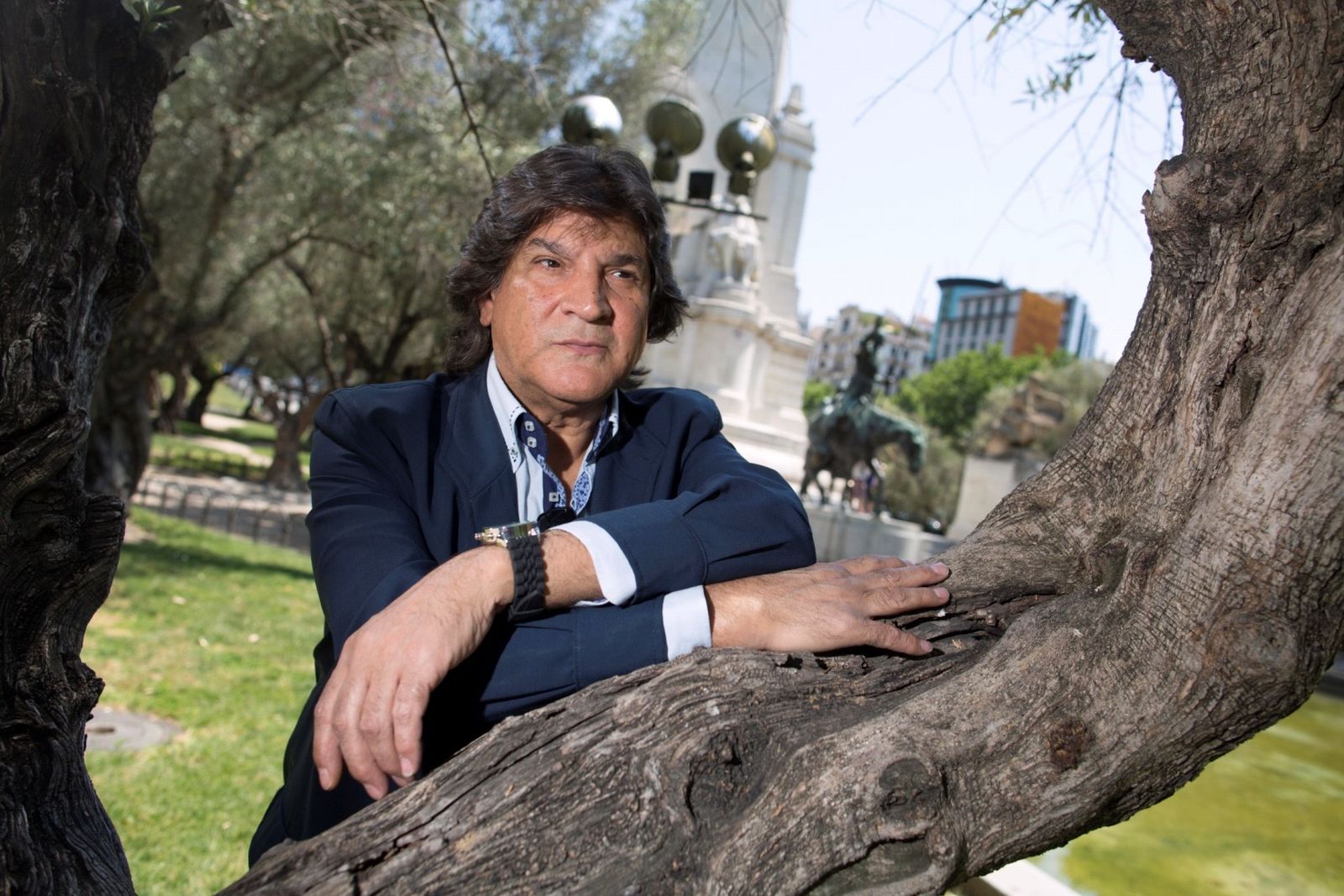 Vicente Soto abrirá mañana, junto a sus hermanos Enrique y José, la Bienal de Jerez.