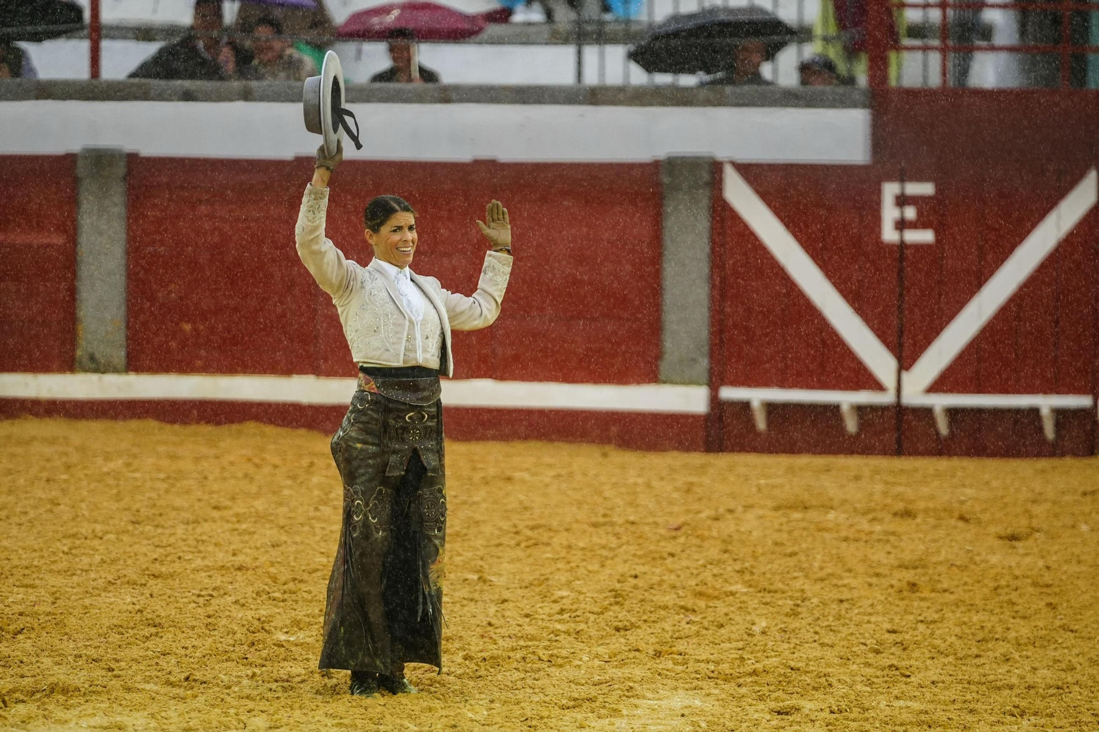 La corrida de rejones de la Feria de Pozoblanco, suspendida por la lluvia