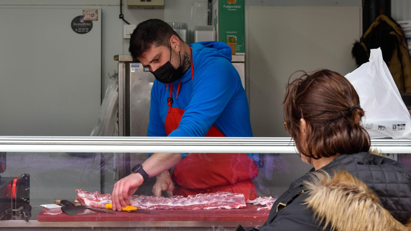 Los mercados de abasto de Algeciras y La Línea tras diez dias  de paros en el transporte
