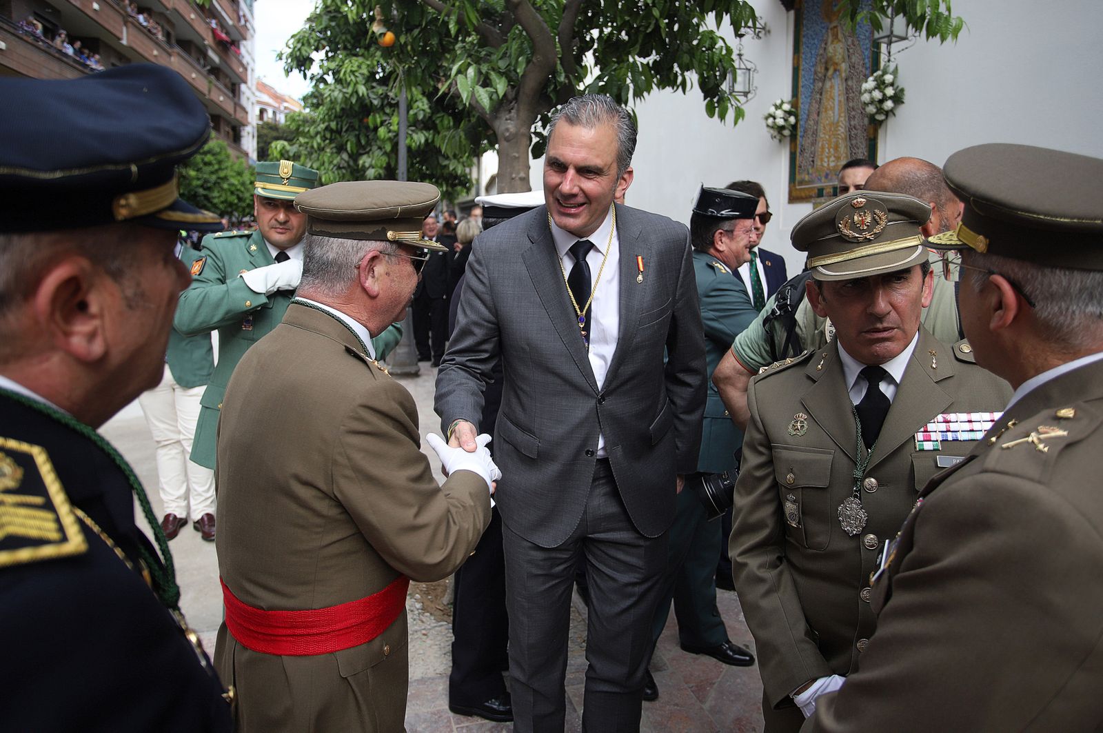 Sábado de Pasión: Imágenes de La Legión con el Cristo de la Vera+Cruz