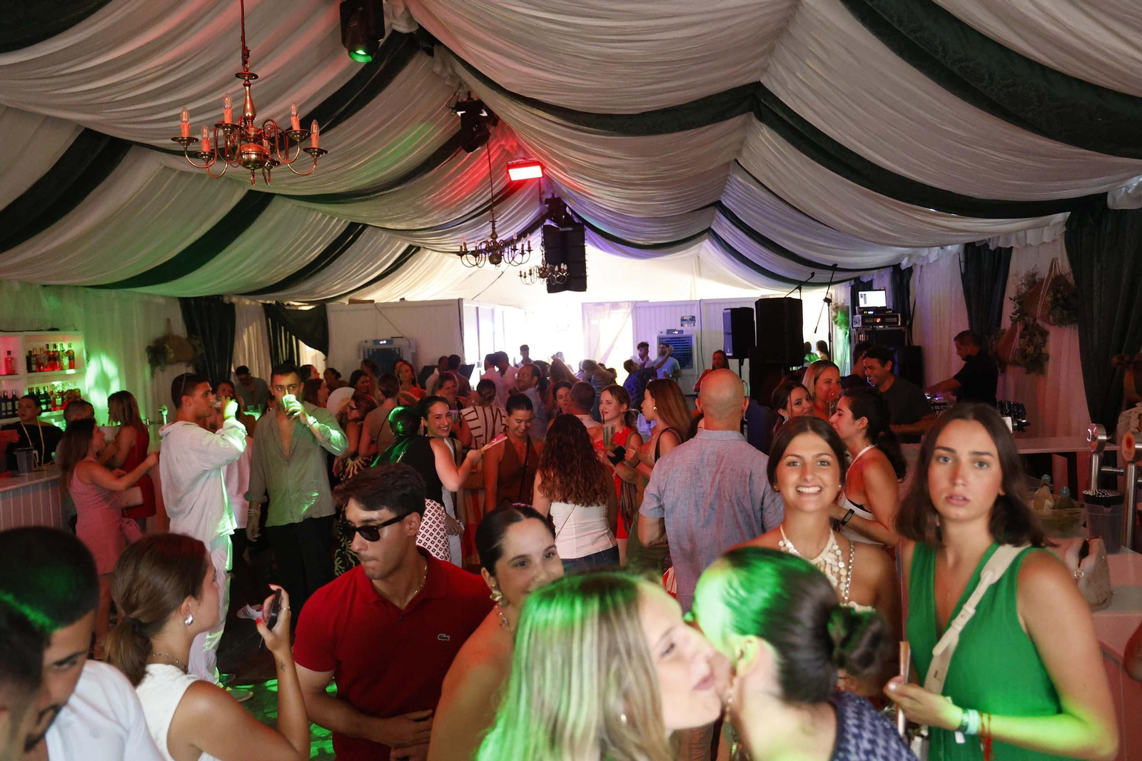 Búscate en las fotos del martes de la Feria de La Línea 2025