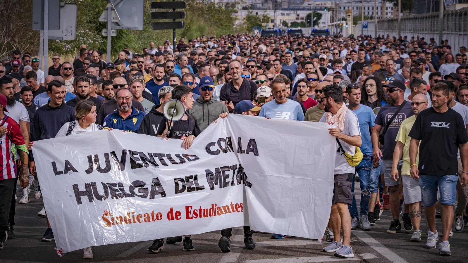 Las imágenes de las movilizaciones del martes por la huelga del Metal en Cádiz