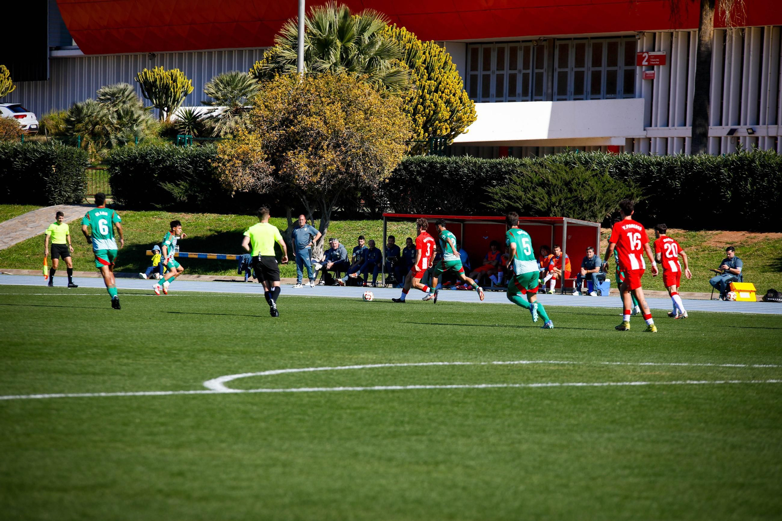 Las imágenes de Segunda RFEF entre Almeria B y recreativo de Granada
