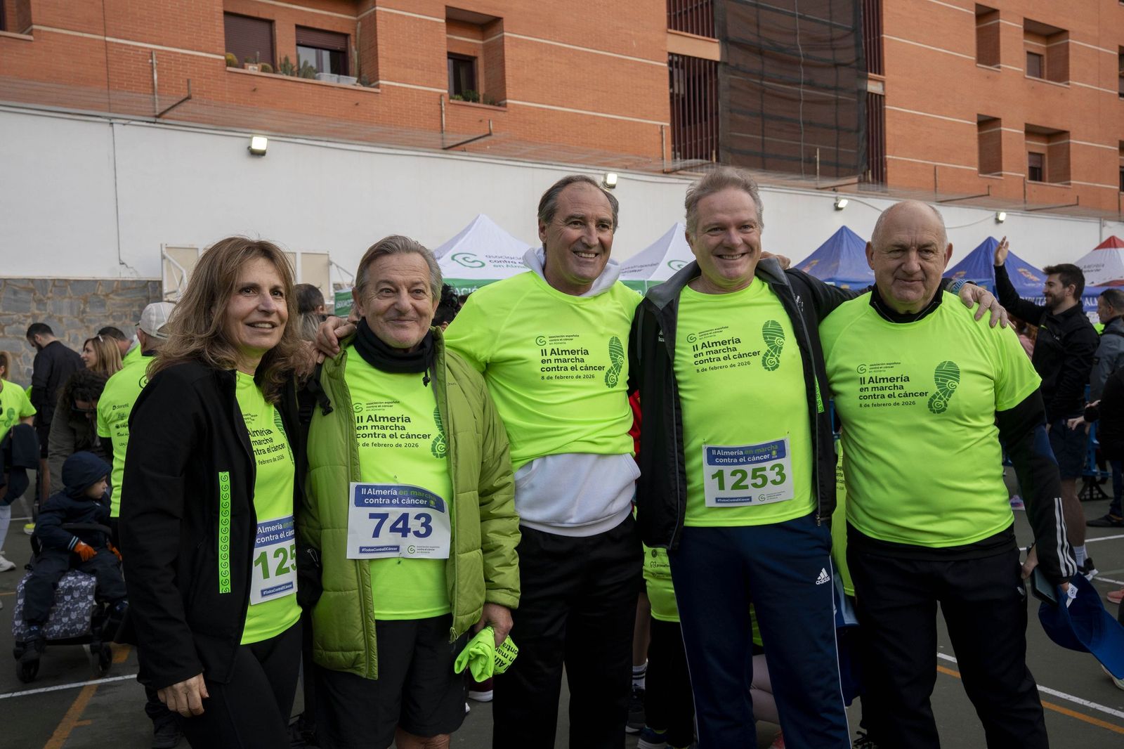 Almería corre unida contra el cáncer en una jornada solidaria