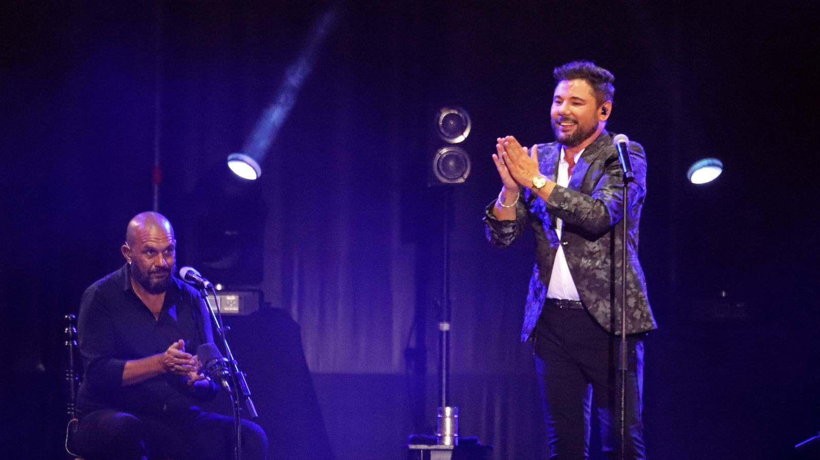 Las mejores fotos del concierto de Miguel Poveda en Algeciras