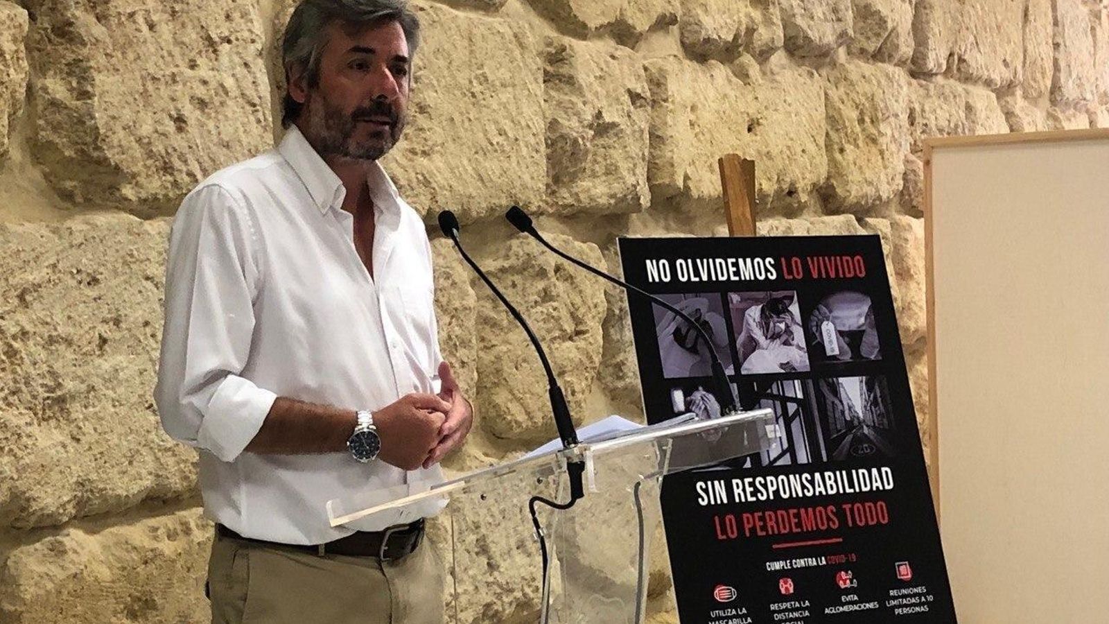 Miguel Ángel Torrico durante la rueda de prensa en Capitulares.
