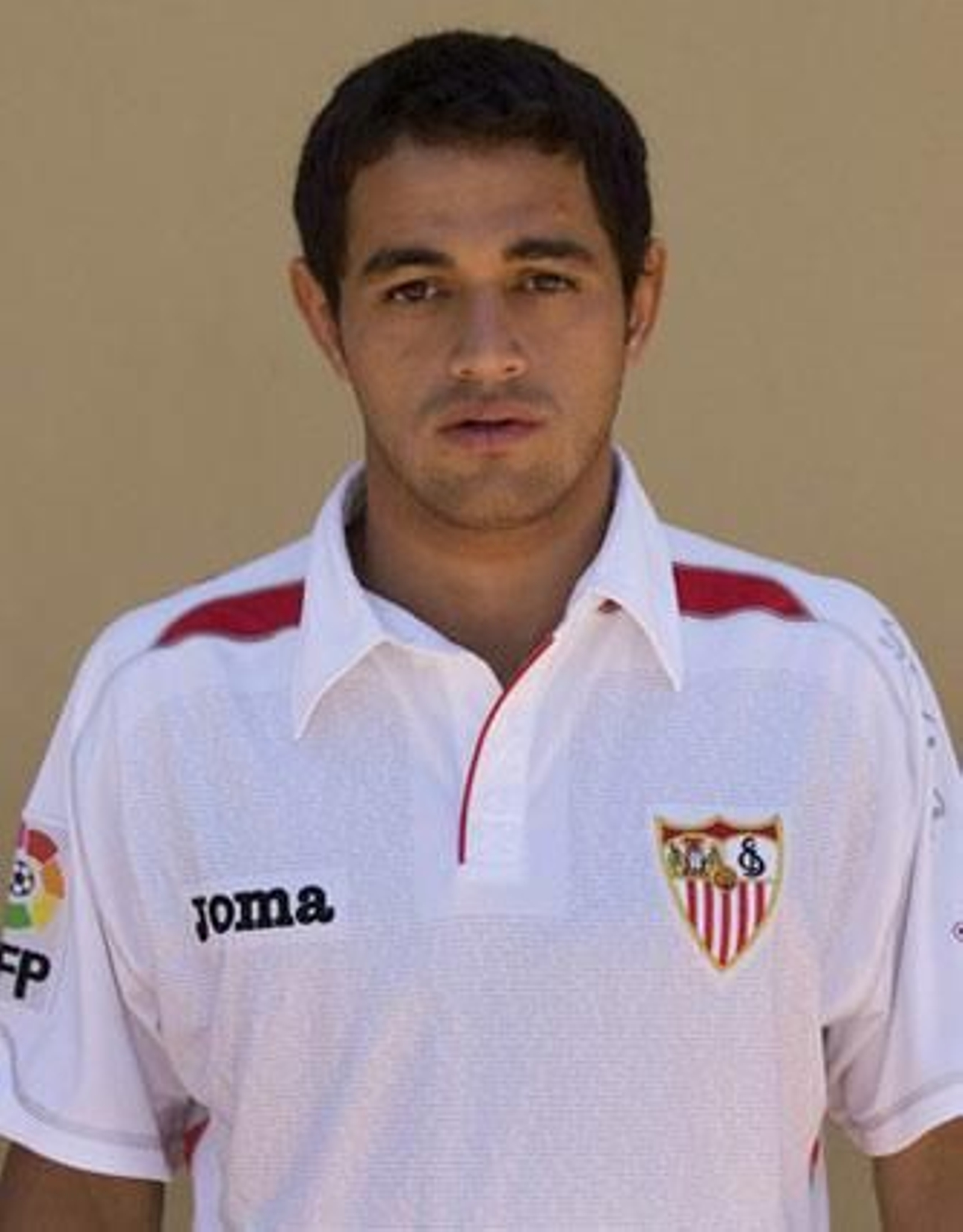 ACOSTA(delantero)
Edad:21 años
Temp. en el club:2ª
Goles en 08-09:0
Contrato hasta: 2013