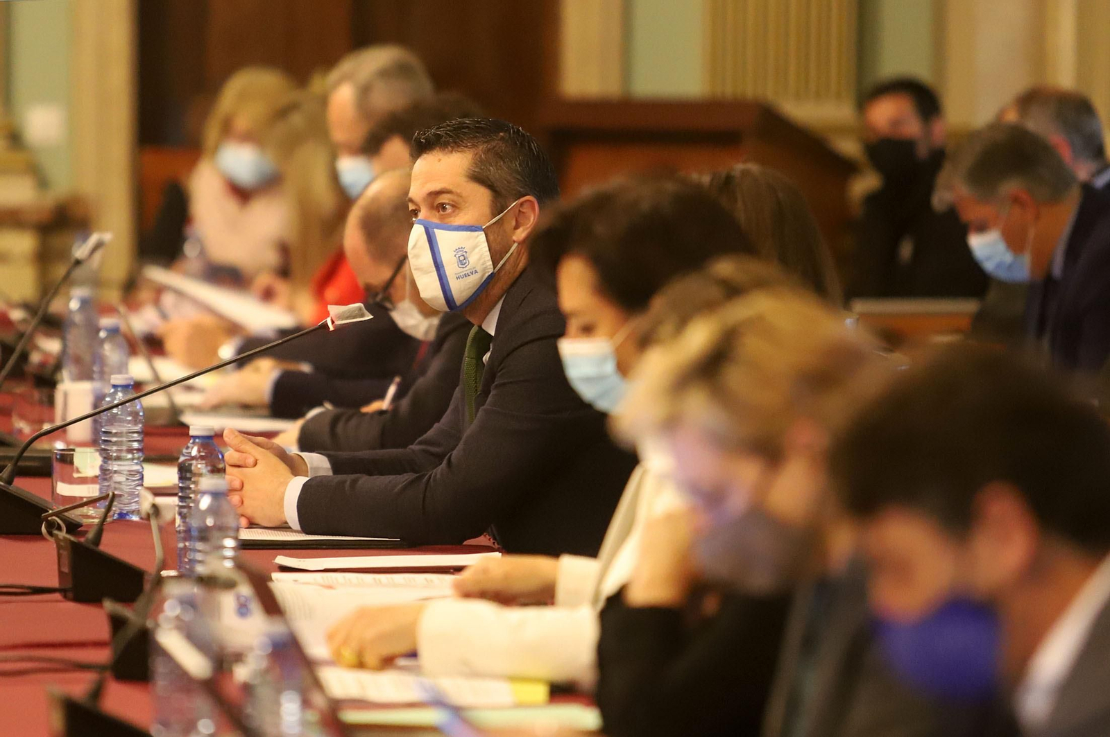 Imágenes del pleno celebrado en el Ayuntamiento de Huelva