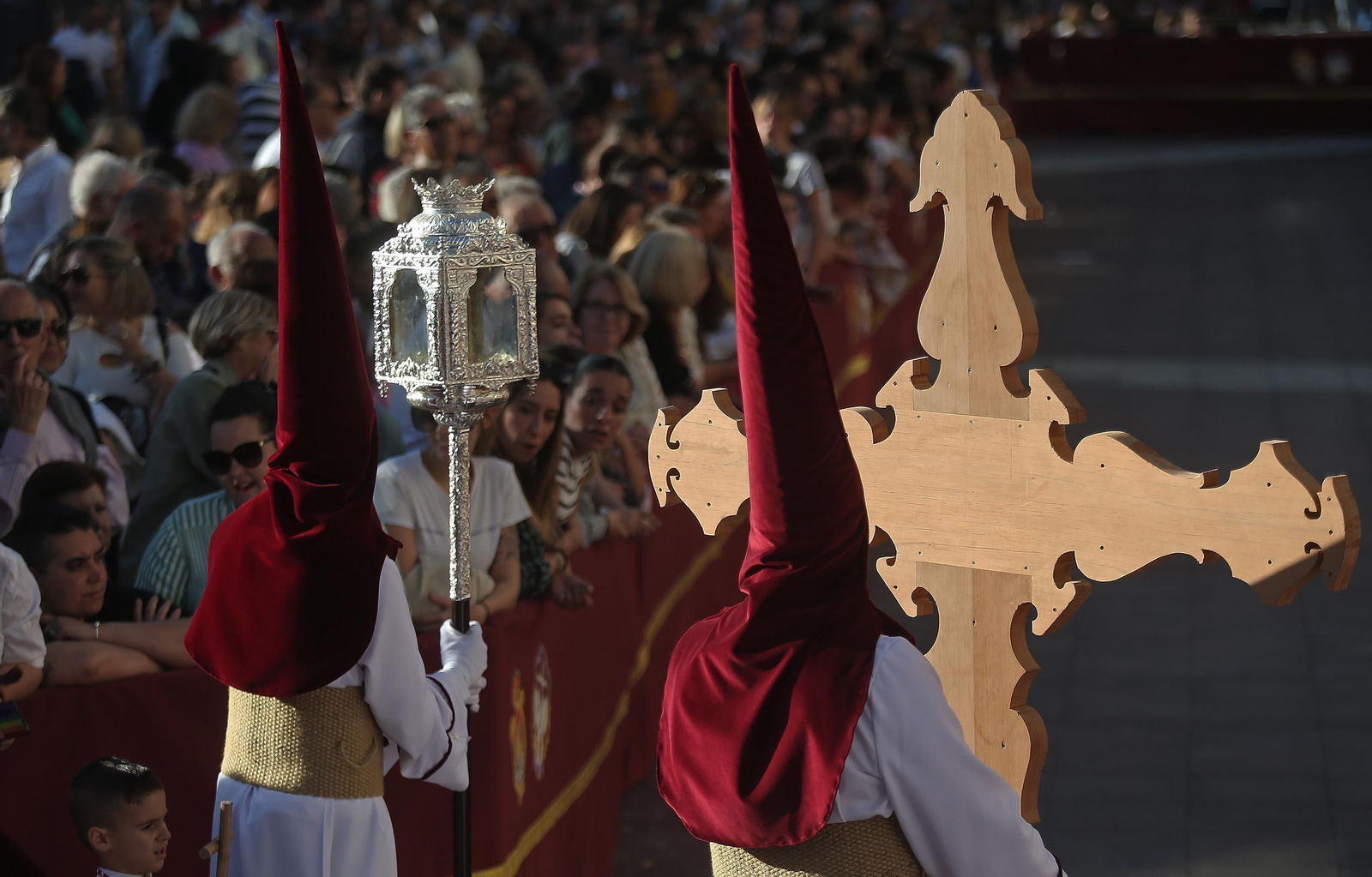 Fotos del Lunes Santo en Algeciras: Coronado de Espinas y La Columna