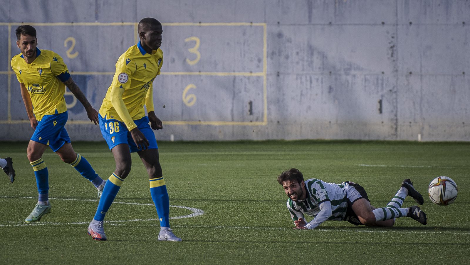 Las imágenes del triunfo del Córdoba CF ante el Cádiz B