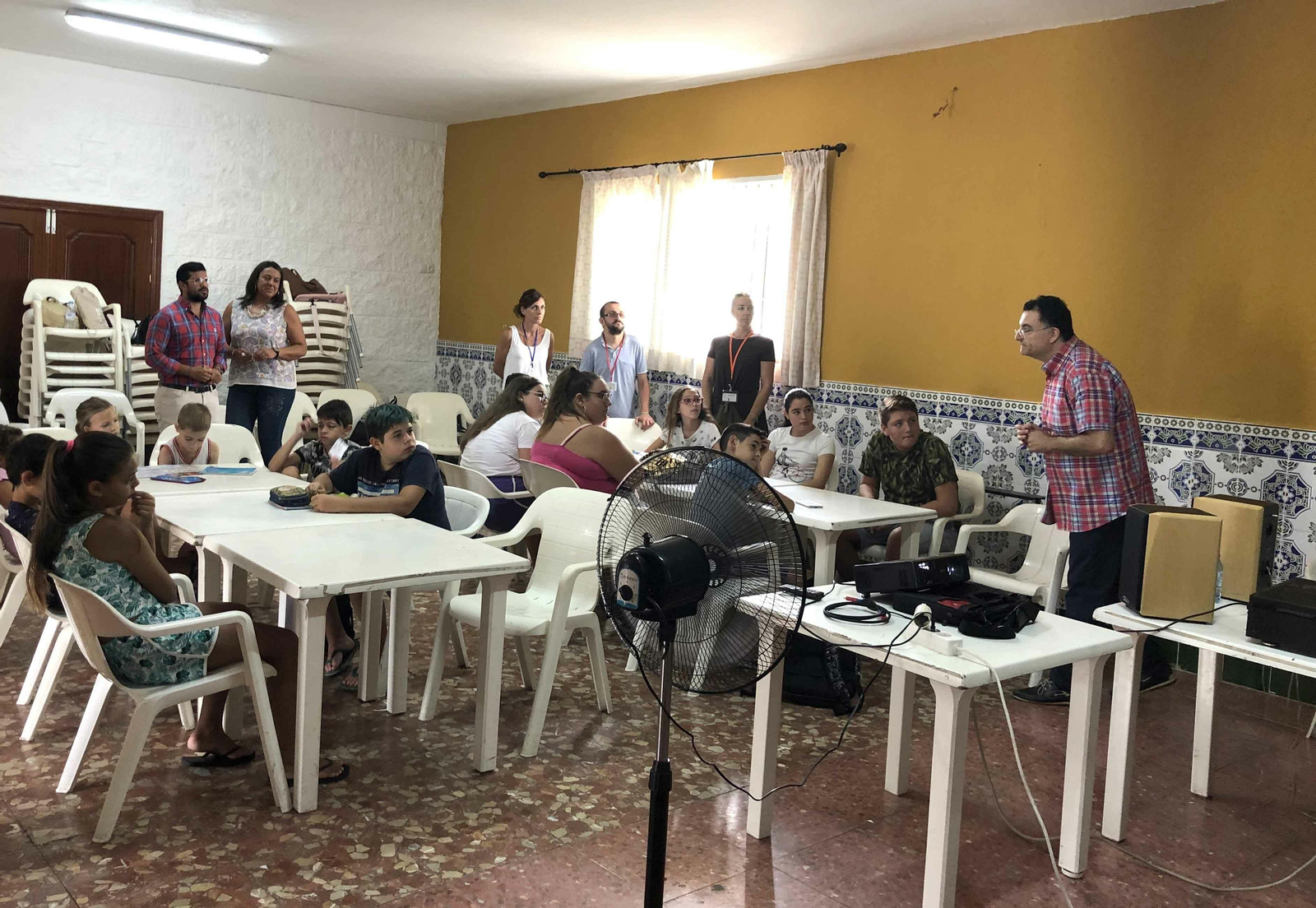 Una de las actividades de Ciencia al Fresquito en Algeciras