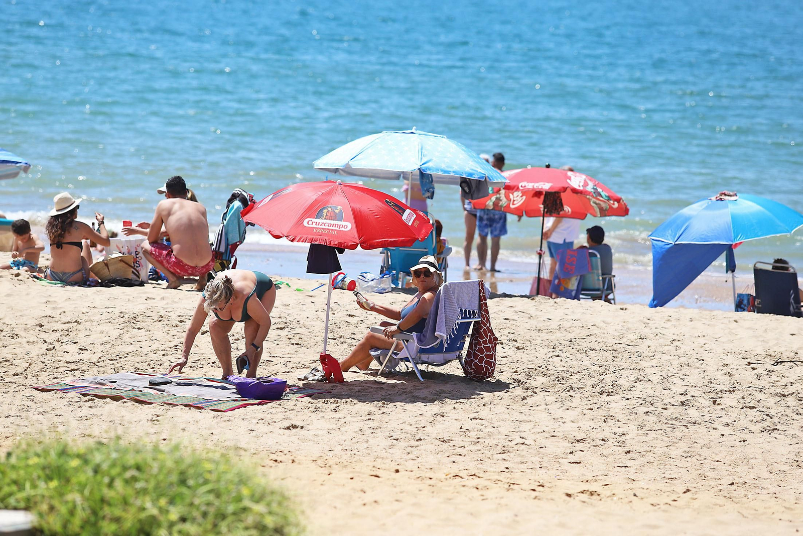 Las playas de Huelva se llenan en el 1 de mayo