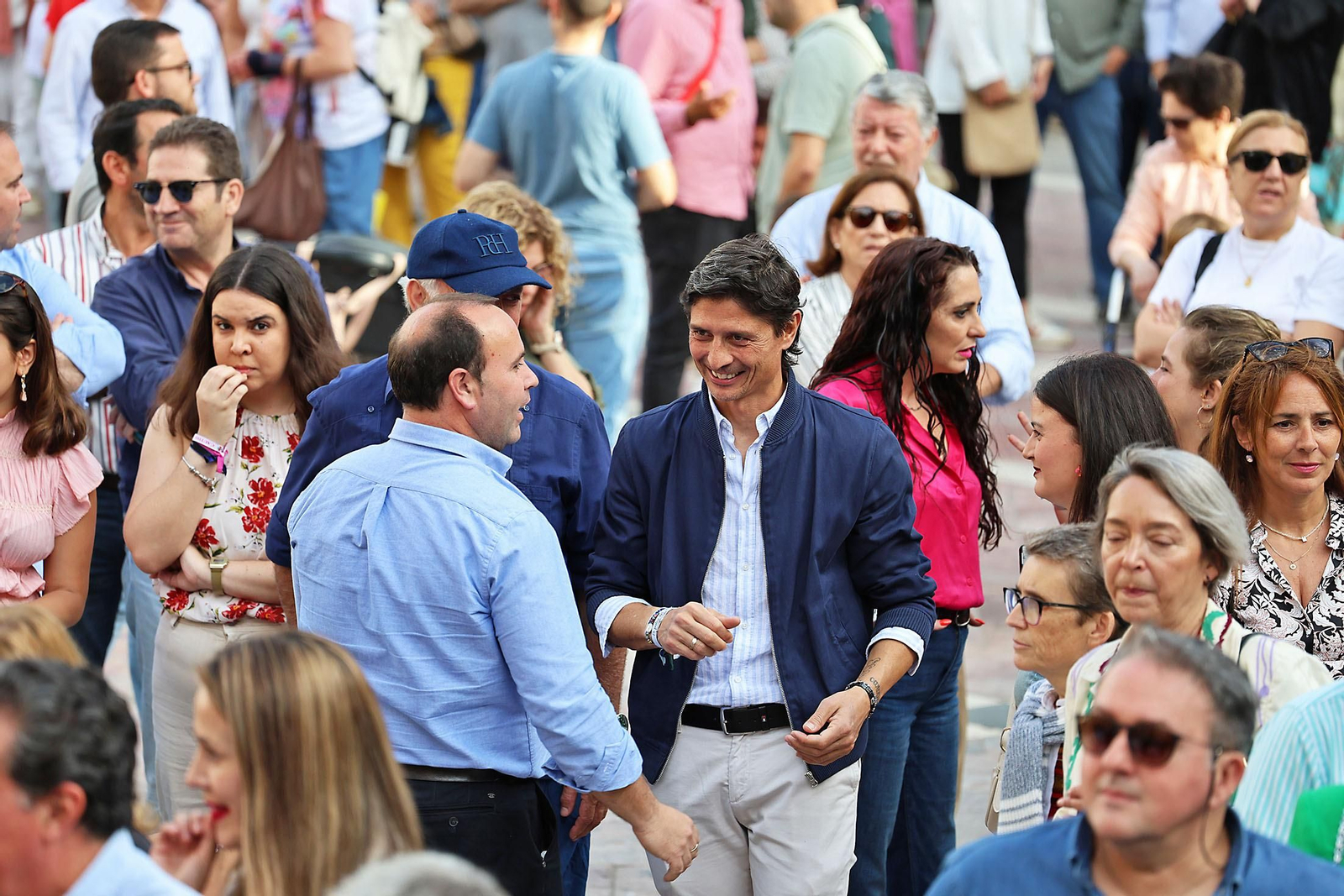 Imágenes de la concentración por las infraestructuras para Huelva