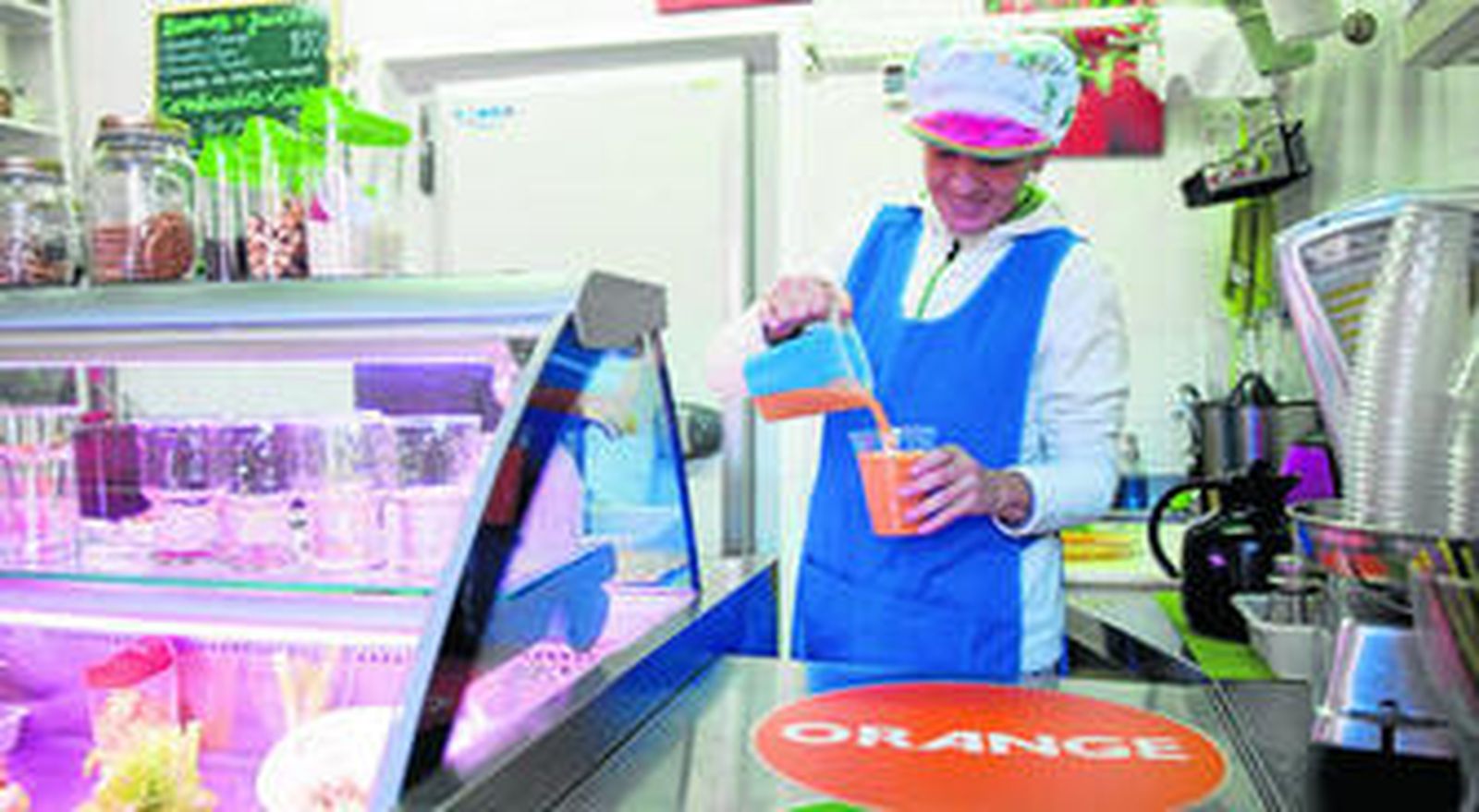 Uno de los puestos que forman parte del Rincón Gastronómico, el que está dedicado a zumos y batidos, en una imagen de archivo.