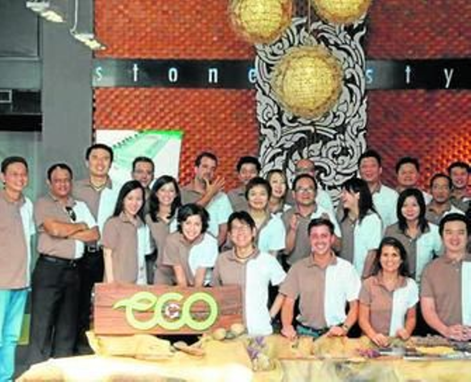 Una treintena de distribuidores se reunió en Bangkok.