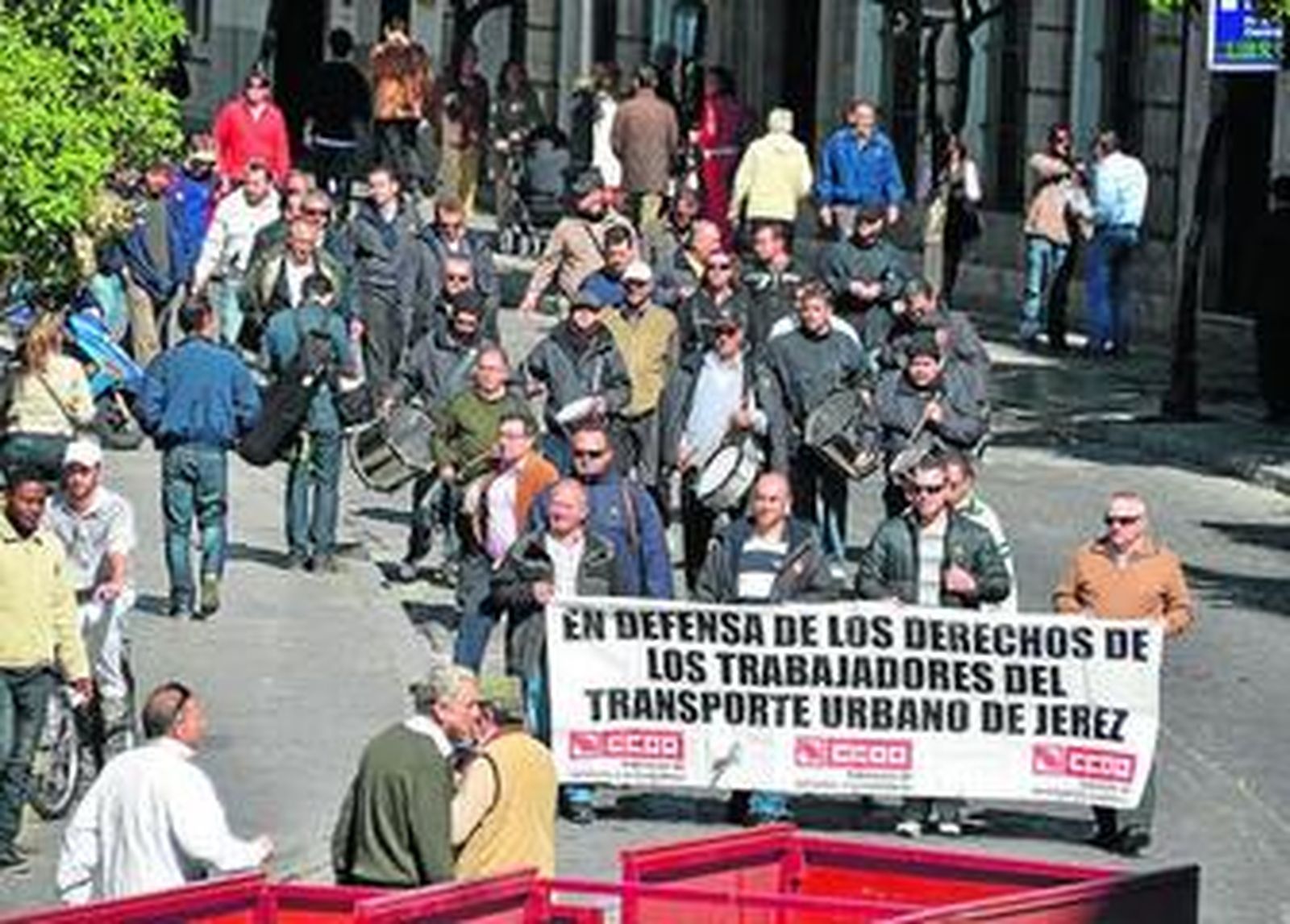 Imagen de una pasada manifestación de la plantilla de los autobuses urbanos.