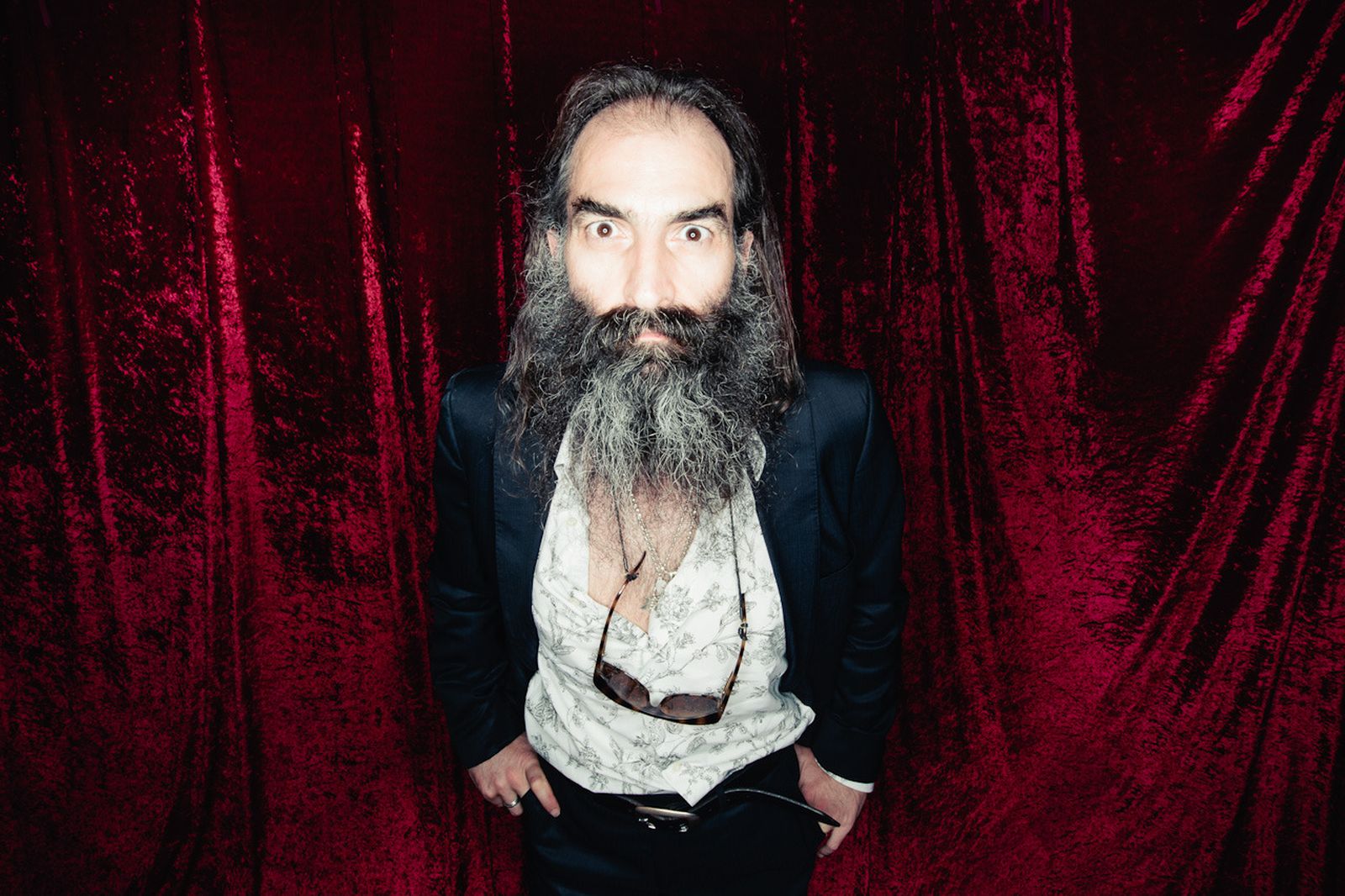 El multiinstruimentista australiano Warren Ellis.