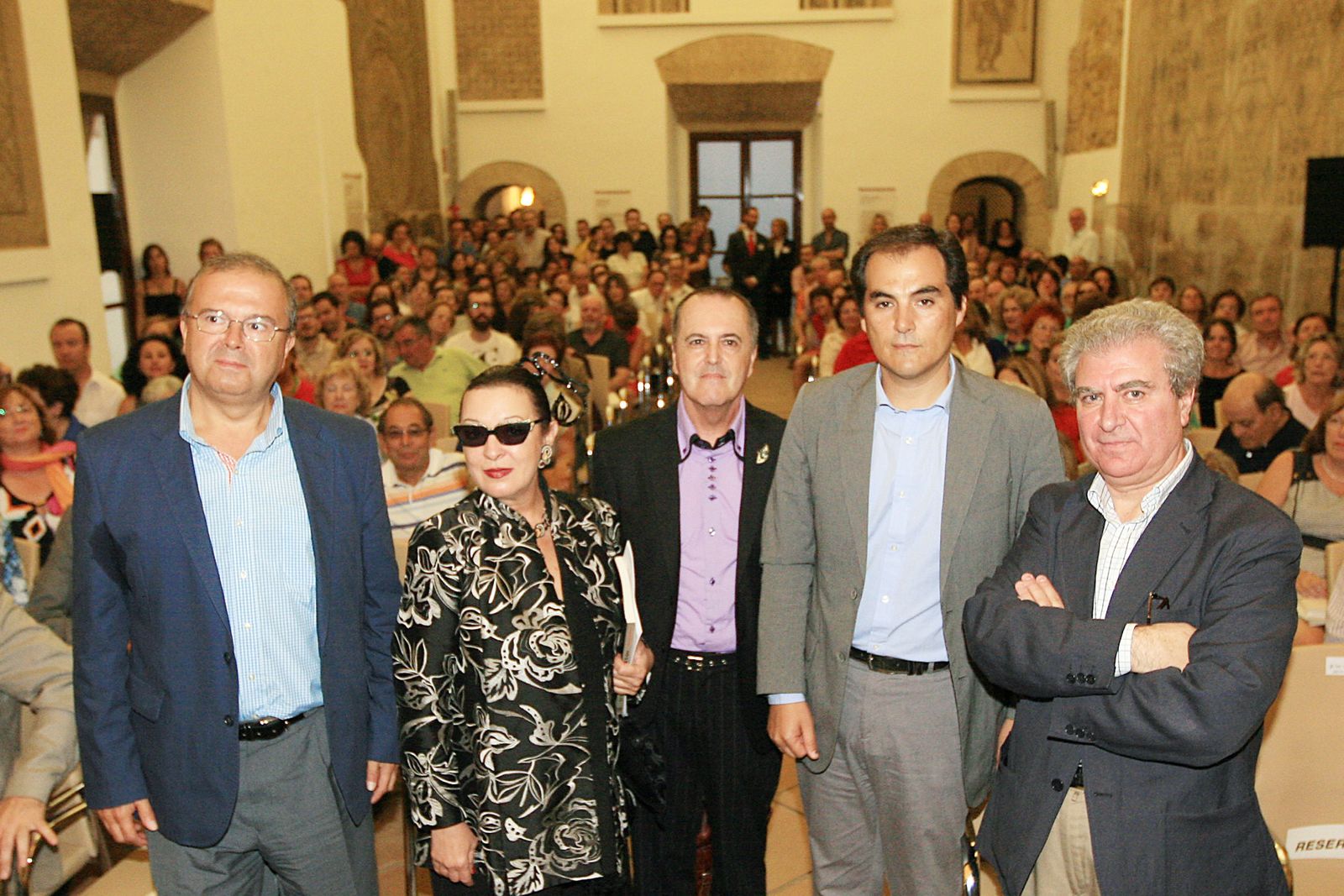 César Antonio Molina.