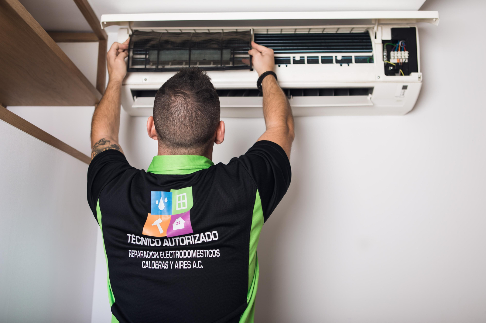 Rapitecnic, especialistas en reparación de electrodomésticos de gama blanca y climatización en Málaga Rapitecnic, especialistas en reparación de electrodomésticos de gama blanca y climatización en Málaga
