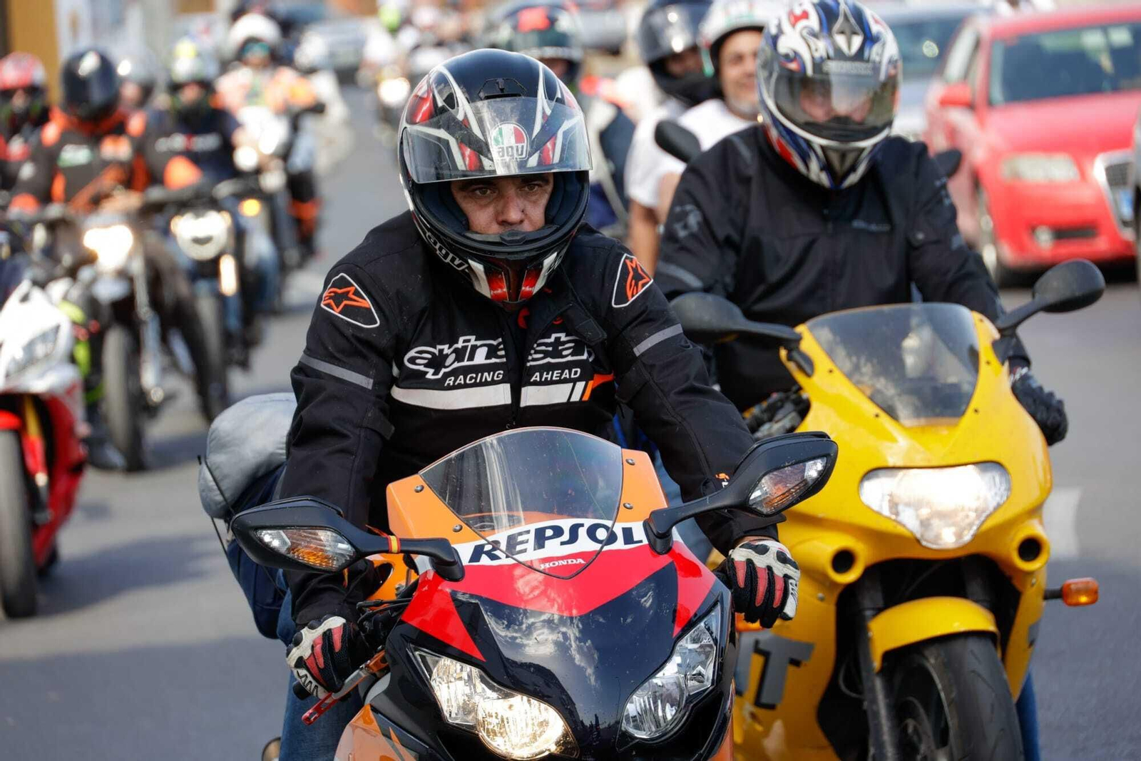 El viernes de motorada en El Puerto, en imágenes