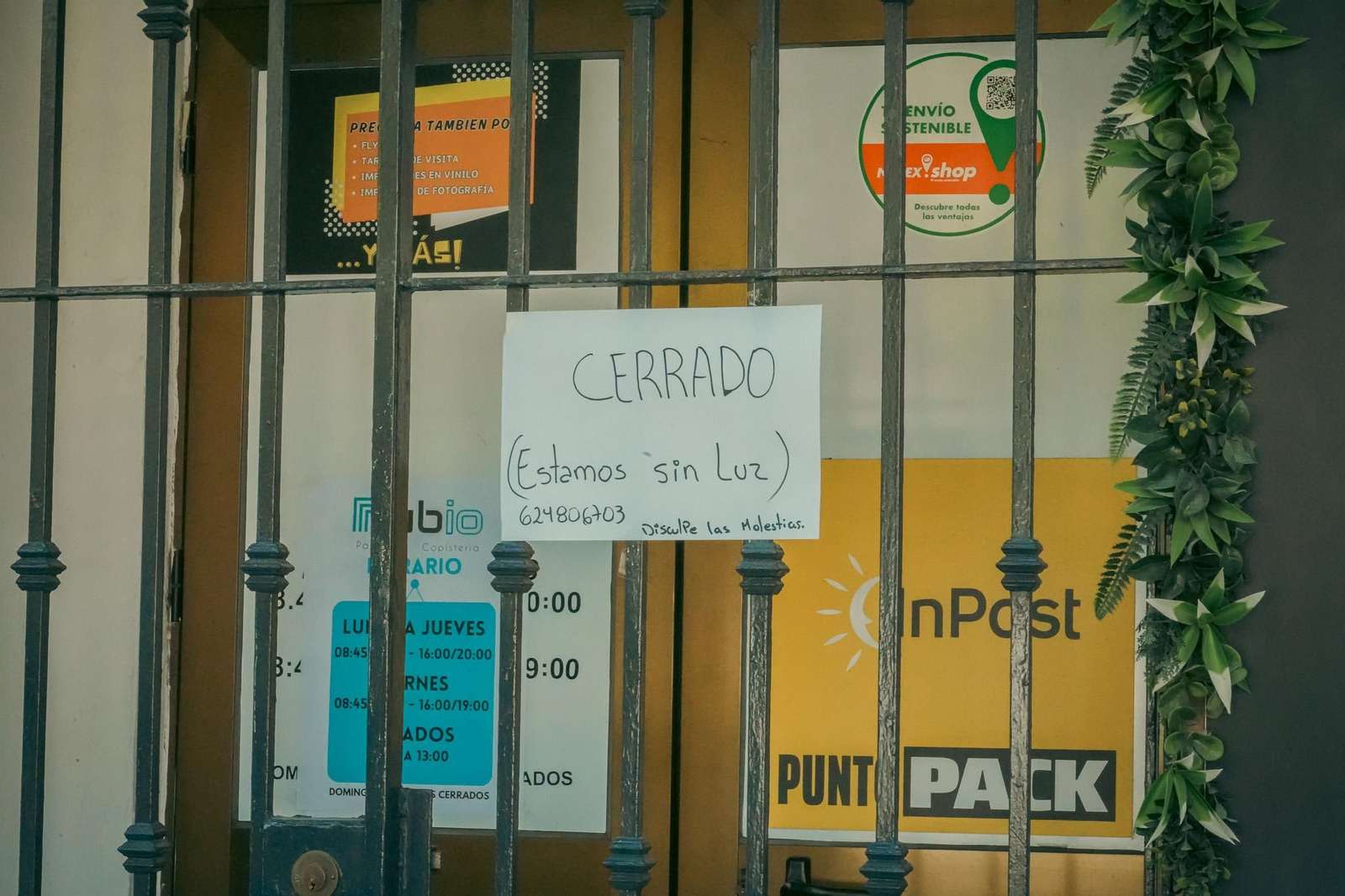 Así se vivió el apagón en las calles de Huelva, en imágenes