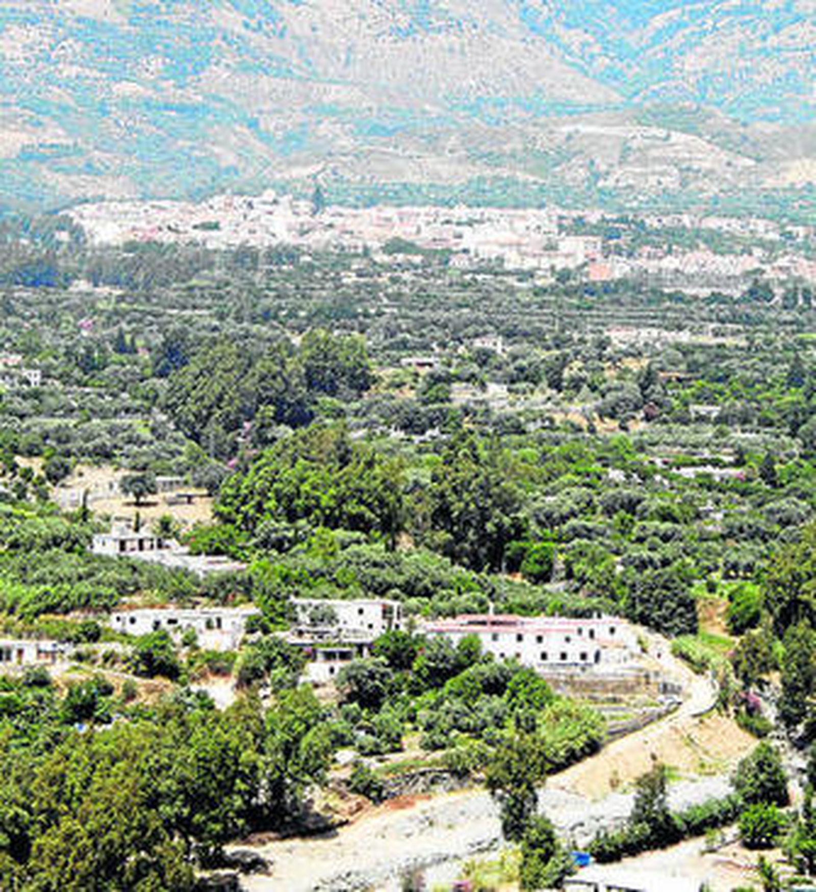 Es la primera vez que Órgiva saca a la luz un planeamiento urbanístico.