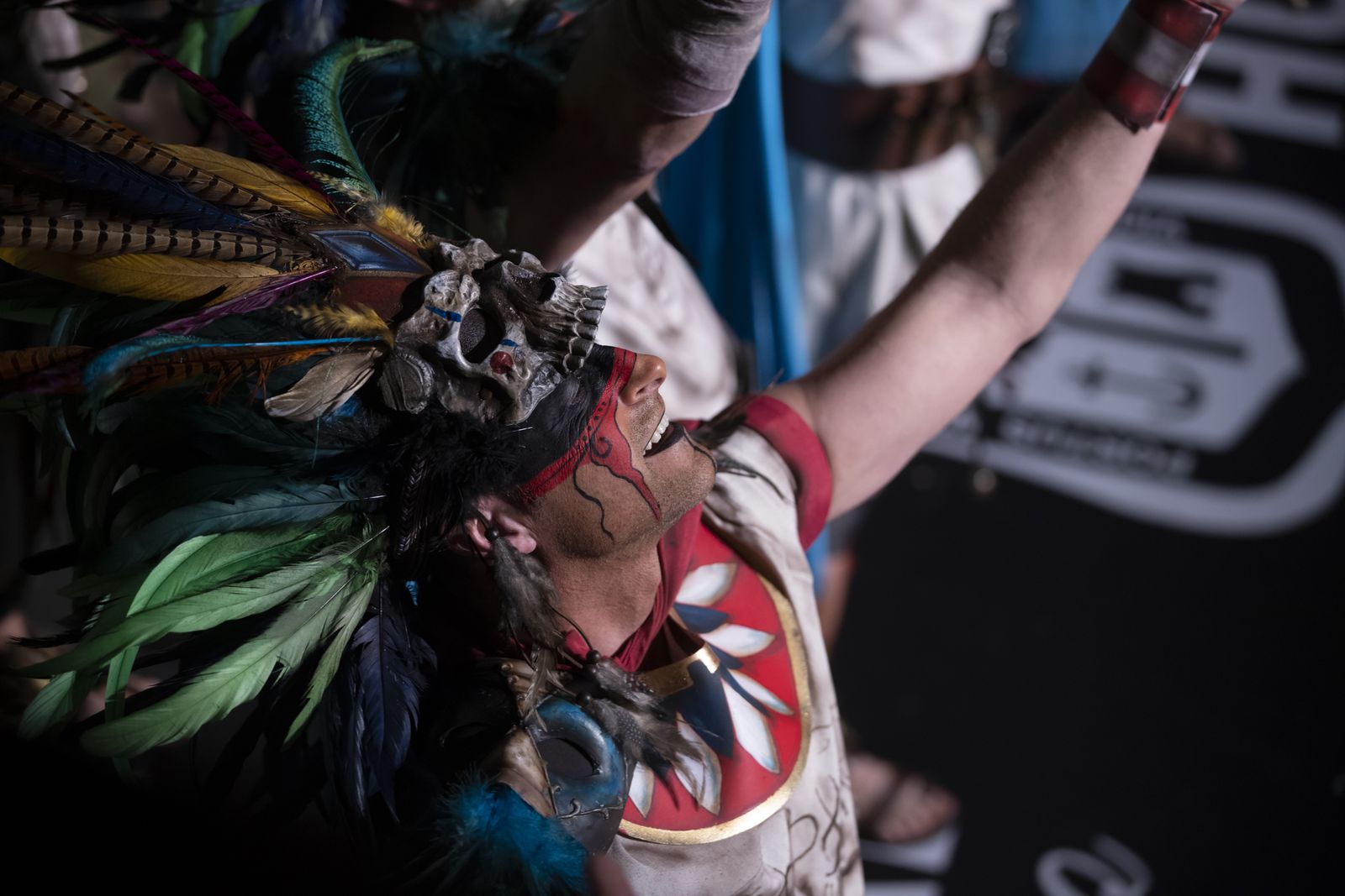 Imágenes de la actuación de la comparsa de Bollullos "El sacrificio" en el Carnaval Colombino