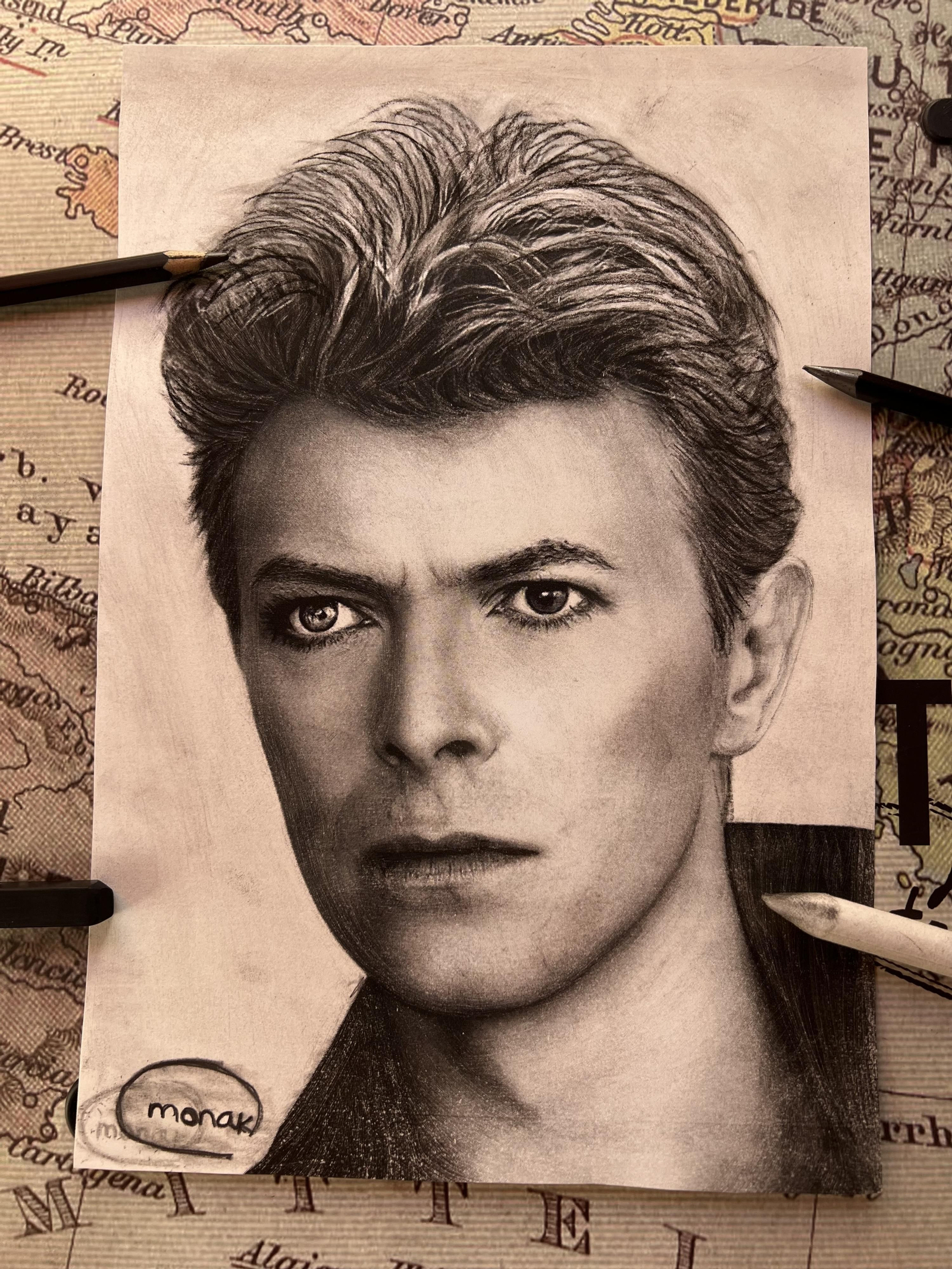 Retrato de David Bowie. Retrato de David Bowie.