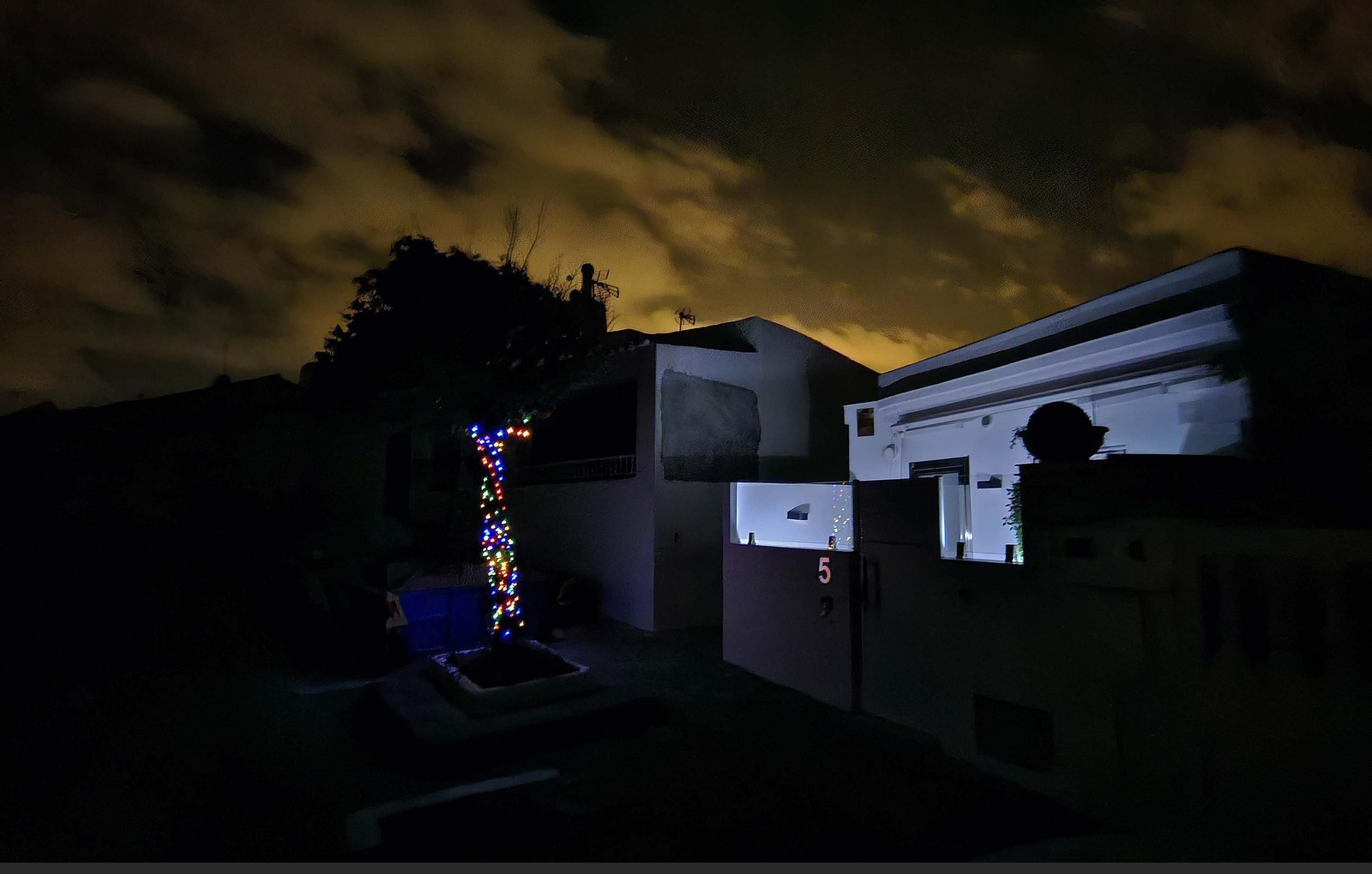 Algeciras durante la noche del apagón histórico, en imágenes