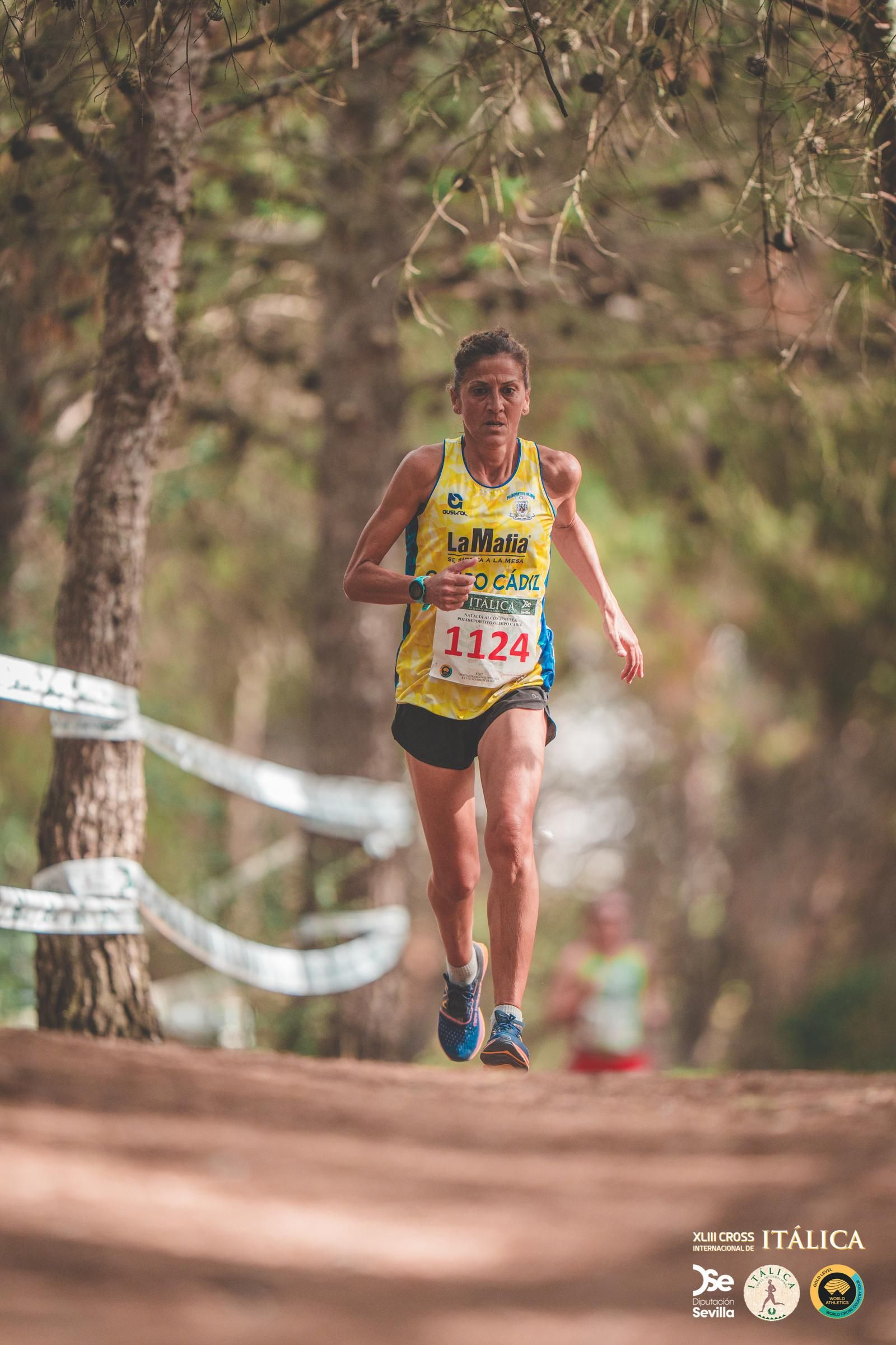 Búscate en las fotos del Cross de Itálica 2025 | 1