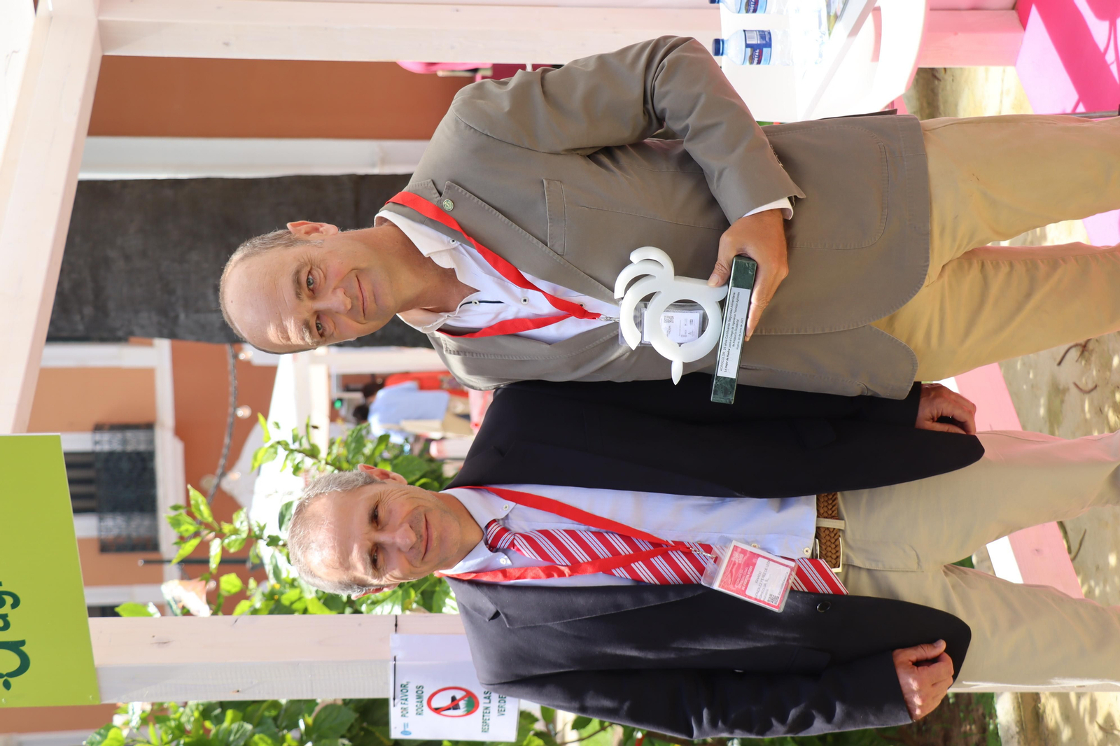 Imágenes del ambiente en la VIII Congreso Internacional de Frutos Rojos en Huelva