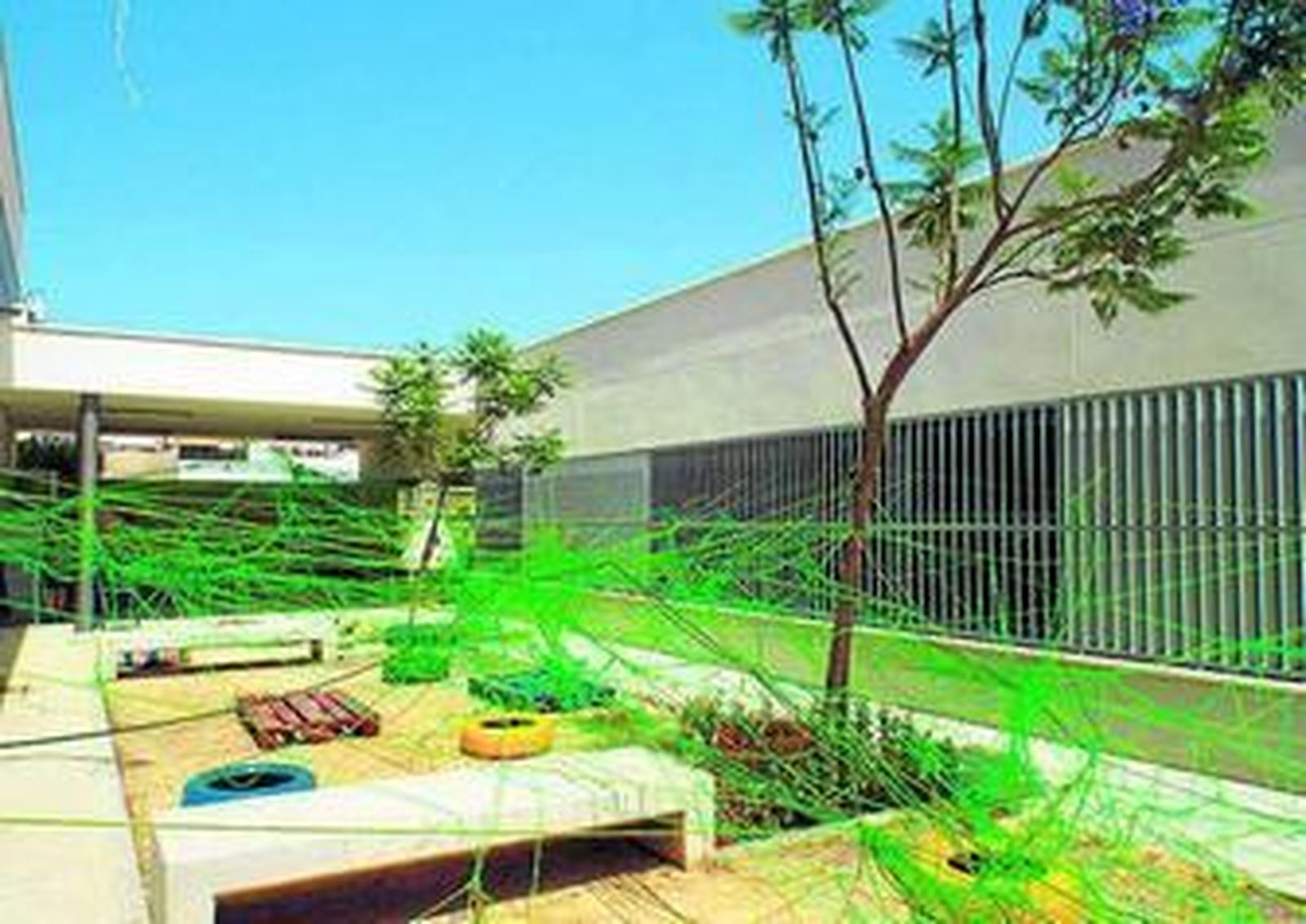 El CEIP Maestro Antonio Reyes Lara, una instalación artística.