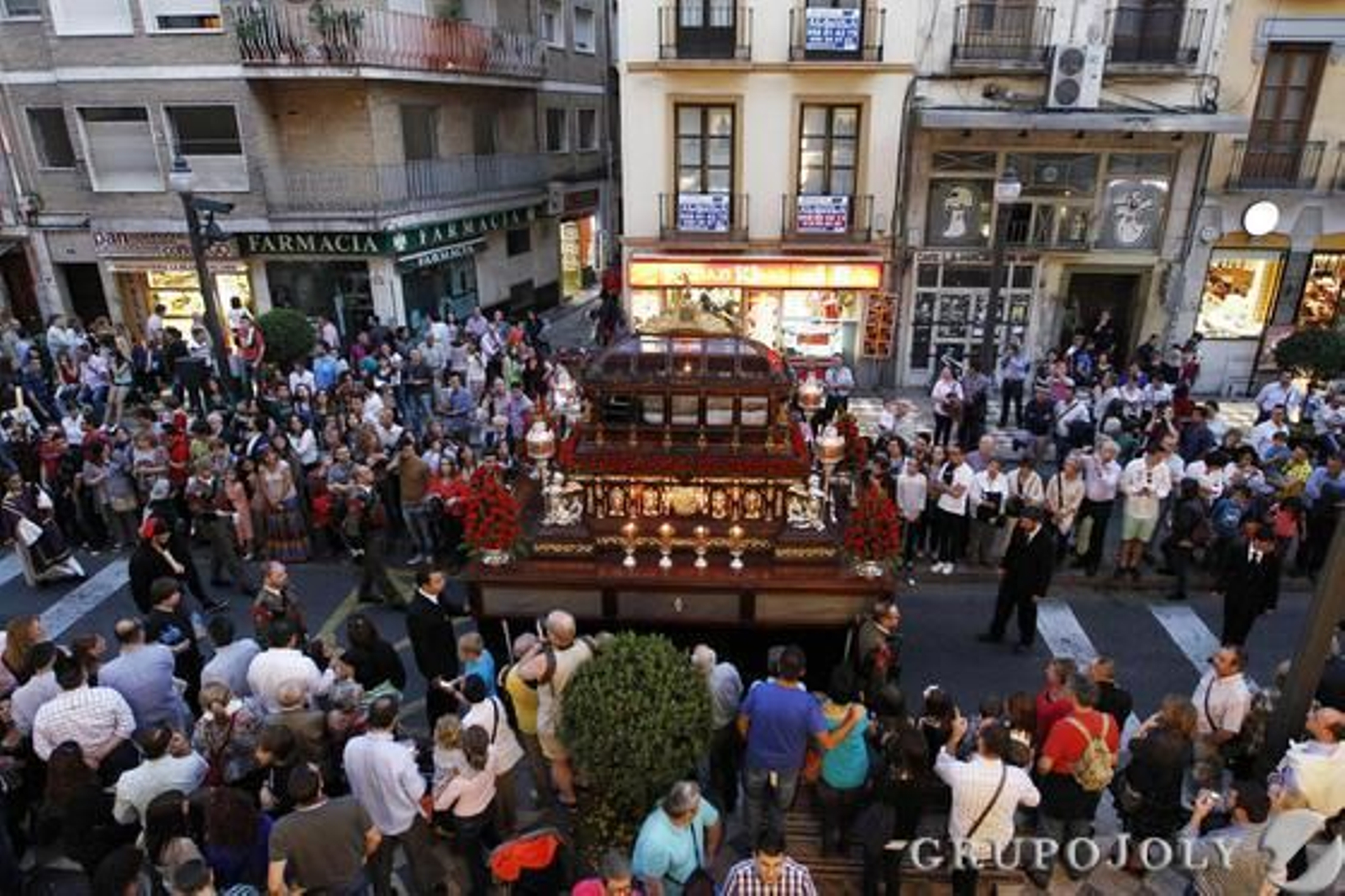 El Santo Entierro

Foto: Rivas/ Villoslada