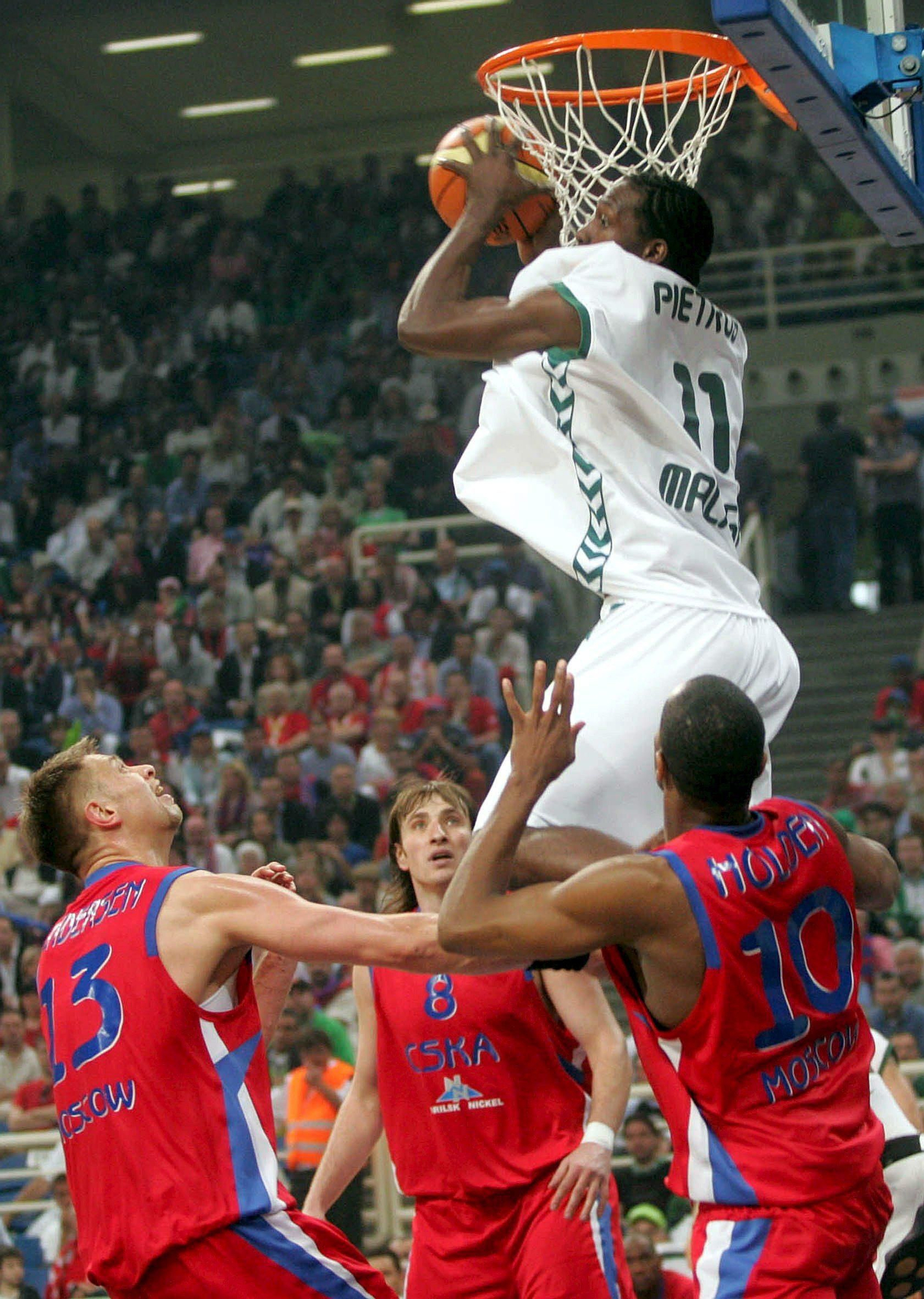 La carrera de Flo Pietrus en el Unicaja, en fotos
