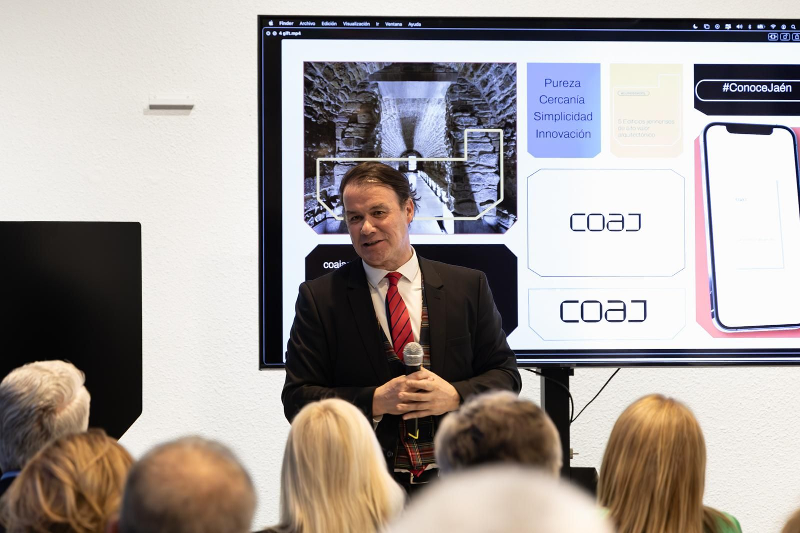 Presentación de la nueva imagen del Colegio de Arquitectos de Jaén