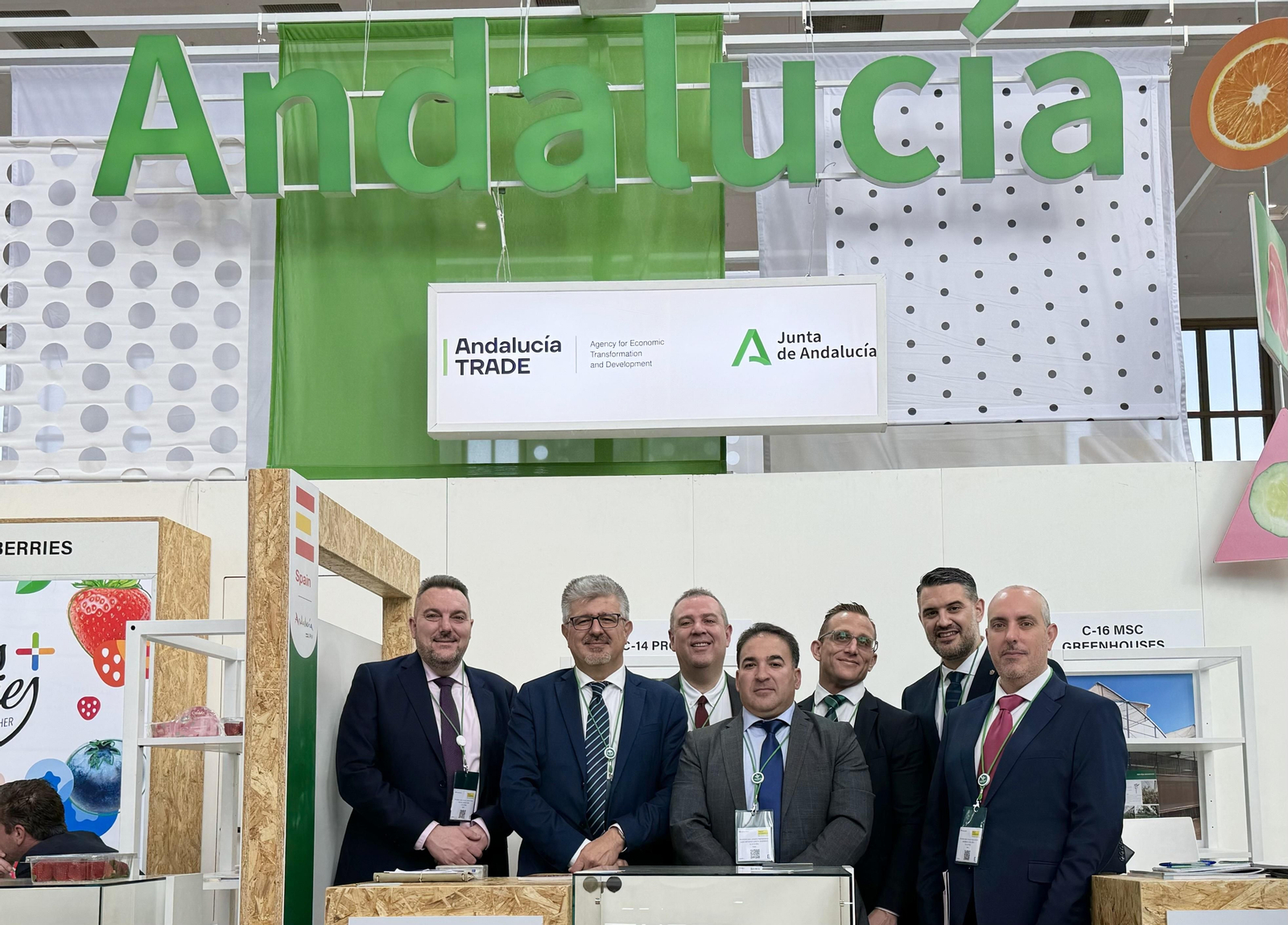 Delegación de Caja Rural Granada en la Fruit Logística