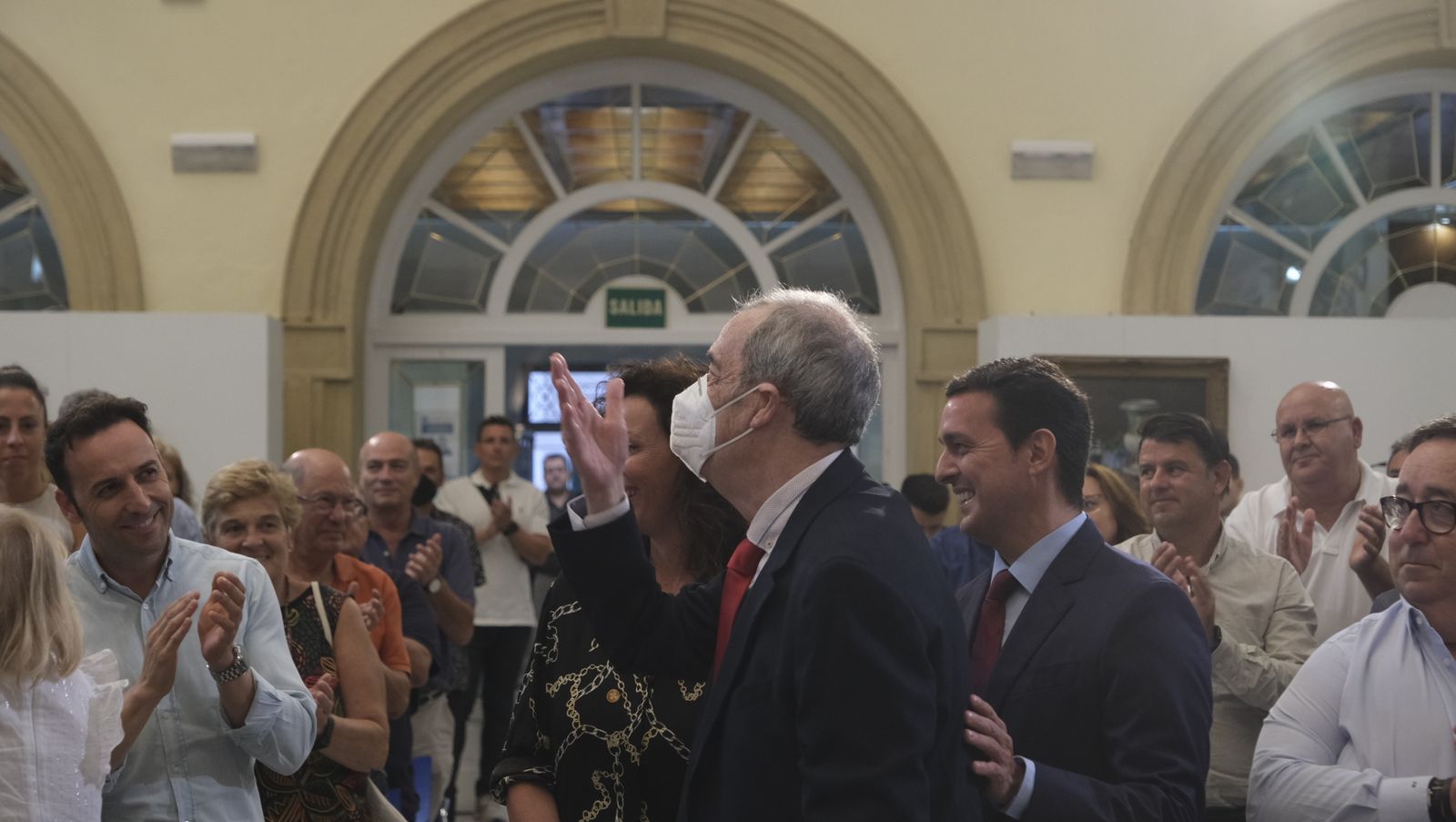 Imágenes de la entrega del Escudo de Oro de la Diputación de Almería a Ambrosio Sánchez