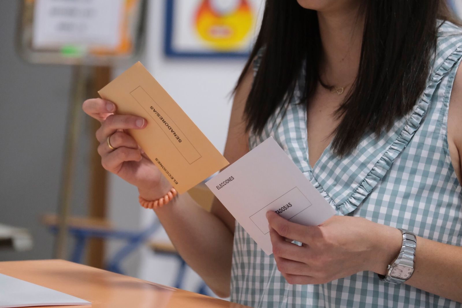 La jornada electoral en Córdoba, en imágenes