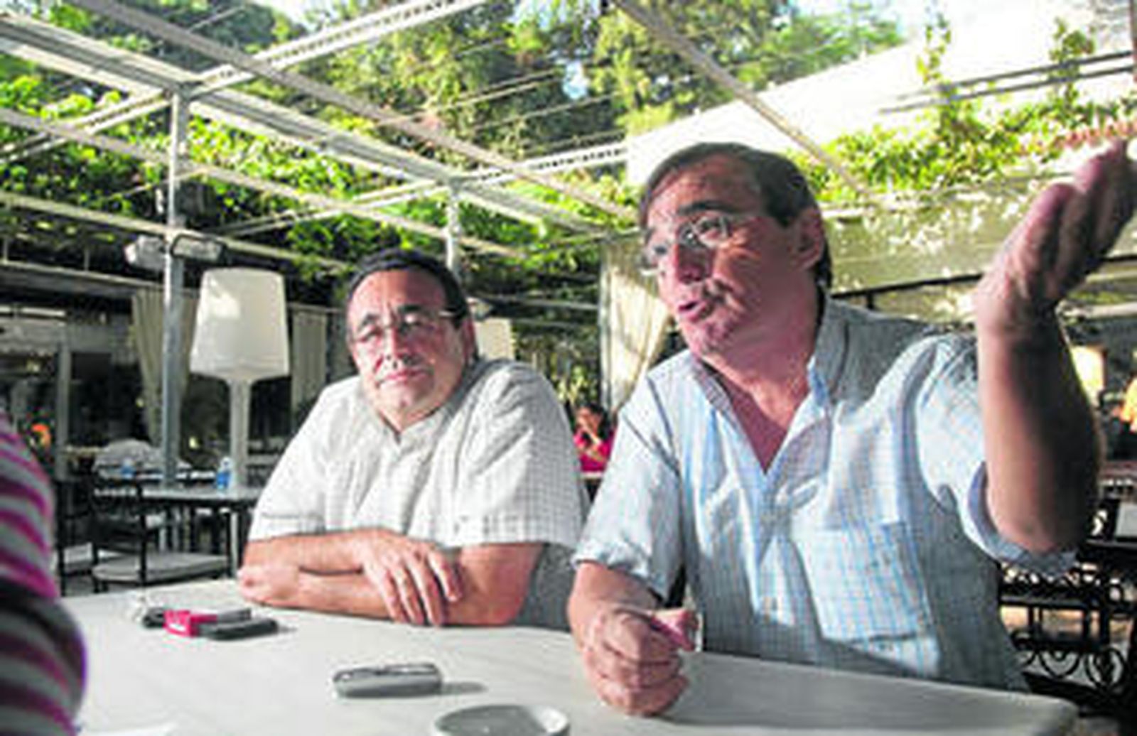 Juan Antonio Gilabert, secretario provincial de UGT, y su homólogo de CCOO, Alfonso Vidán.