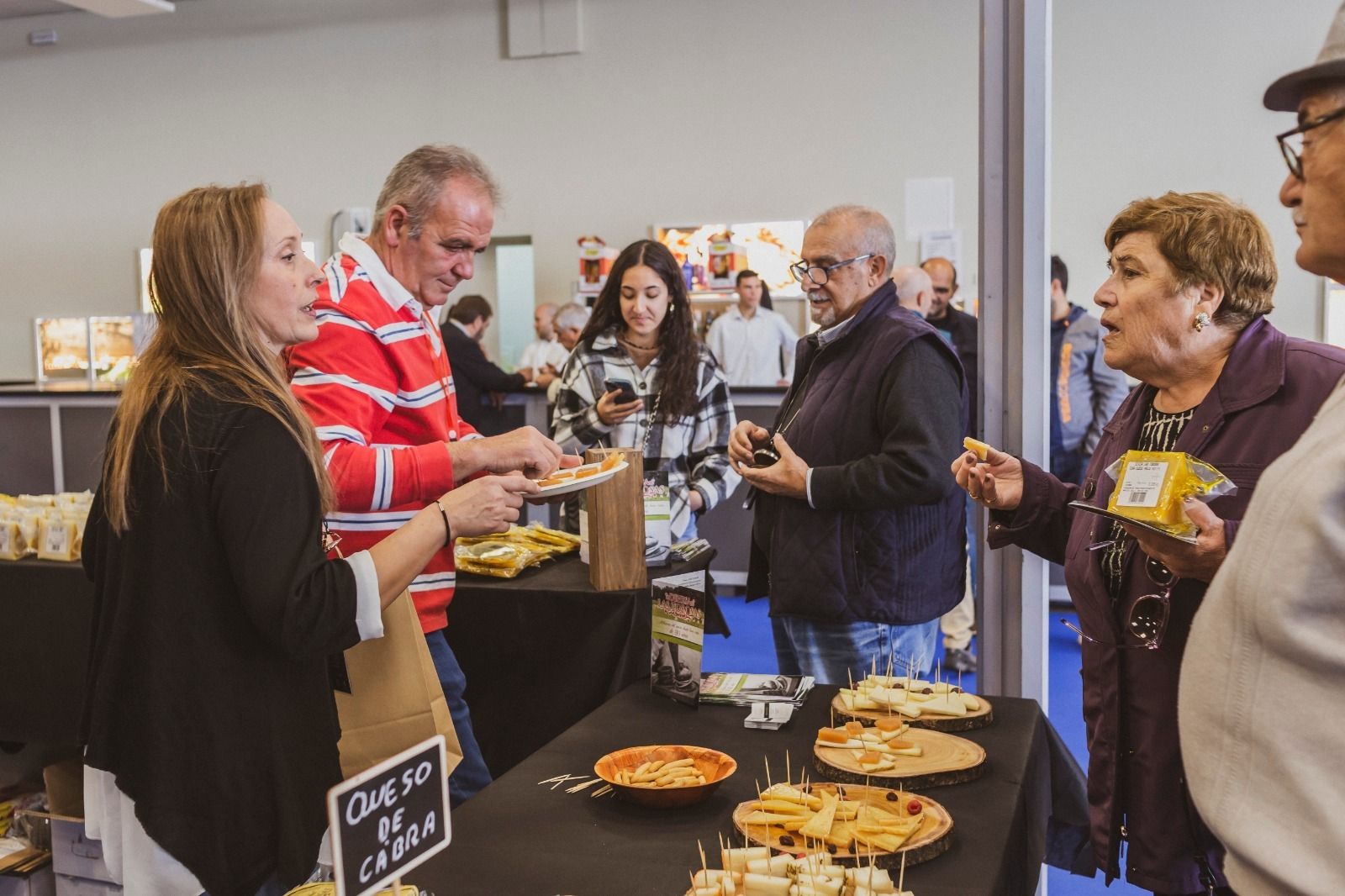 Un recorrido en imágenes por la Feria del Queso de Los Pedroches en Hinojosa del Duque