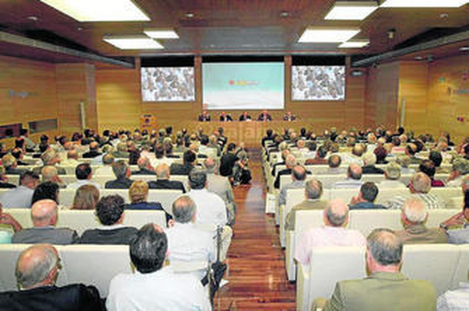Asamblea de Cajamar celebrada el pasado mes de junio.