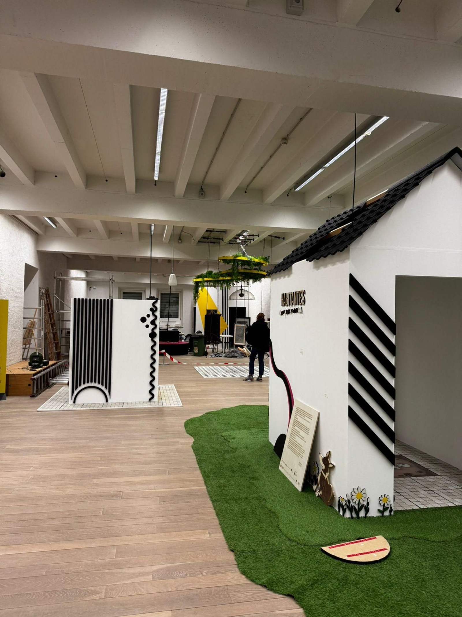 La exposición "Habitantes. Arquitectura de la Memoria" de la Universidad de Granada, en imágenes