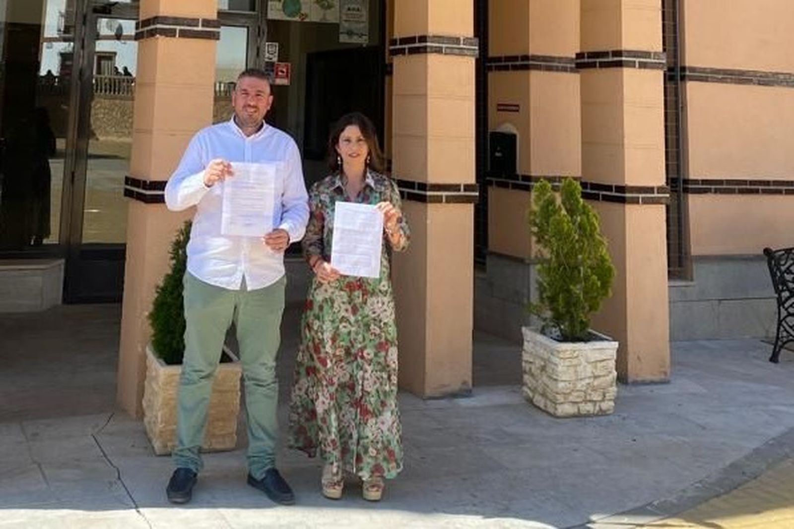 Troncoso será alcaldesa de Diezma dos años más tras el acuerdo con Por Diezma y Sillar.