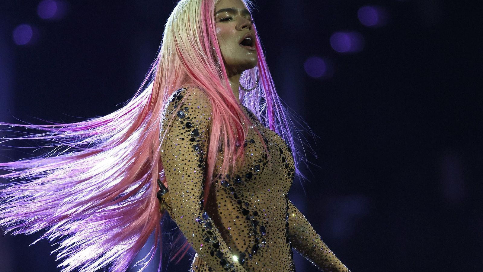 Las fotos del primer concierto de cuatro de Karol G en el Santiago Bernabéu