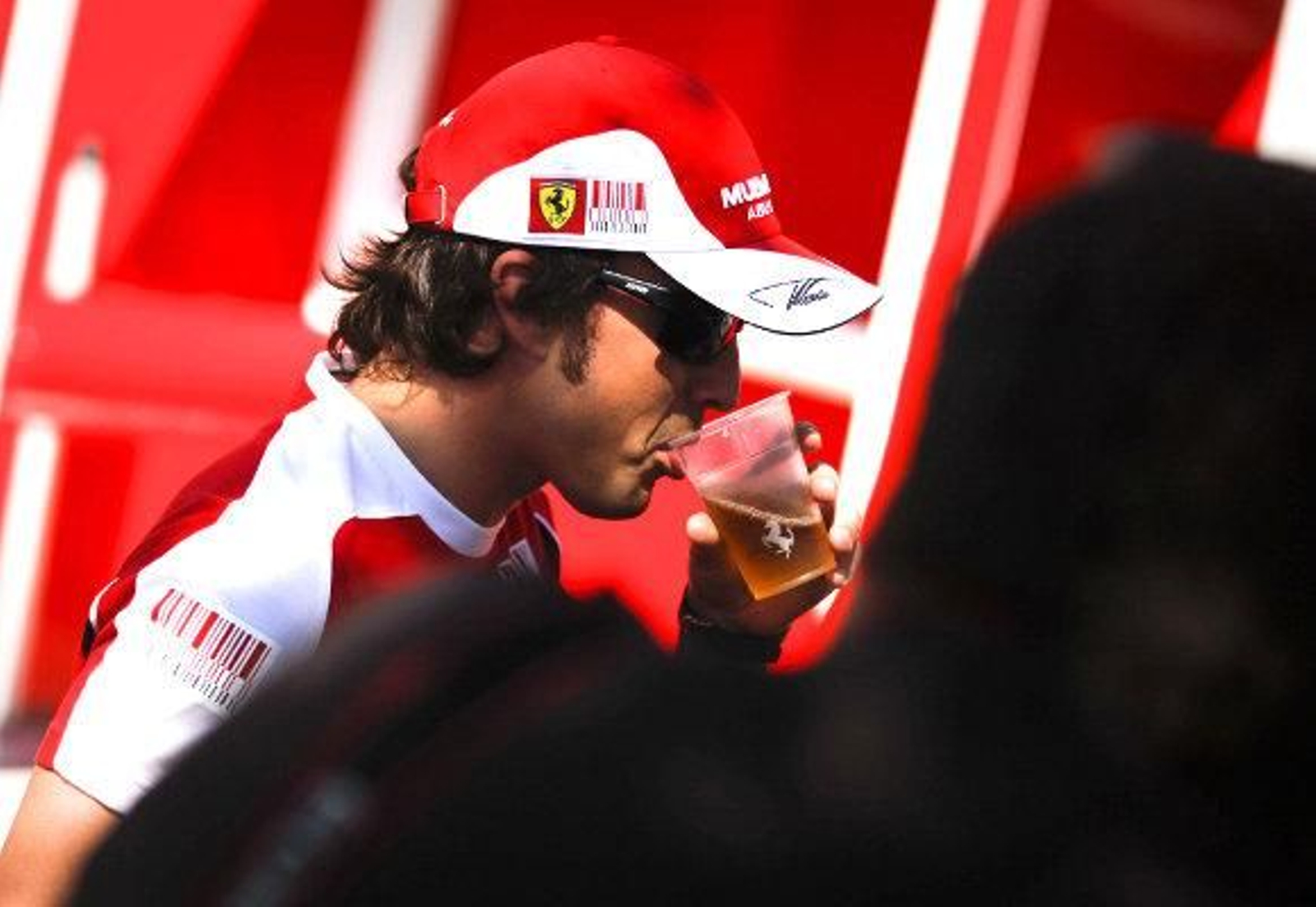 Alonso: "¿Carreras aburridas? Esto no es el Circo del Sol"