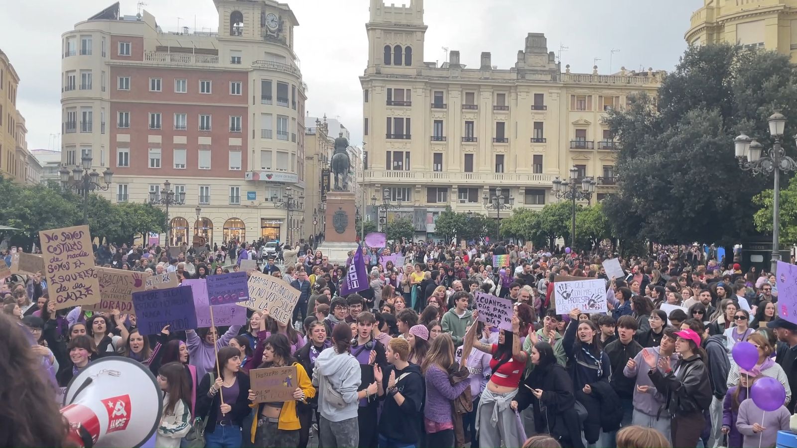 La manifestación del 8M en Córdoba reúne a miles de personas