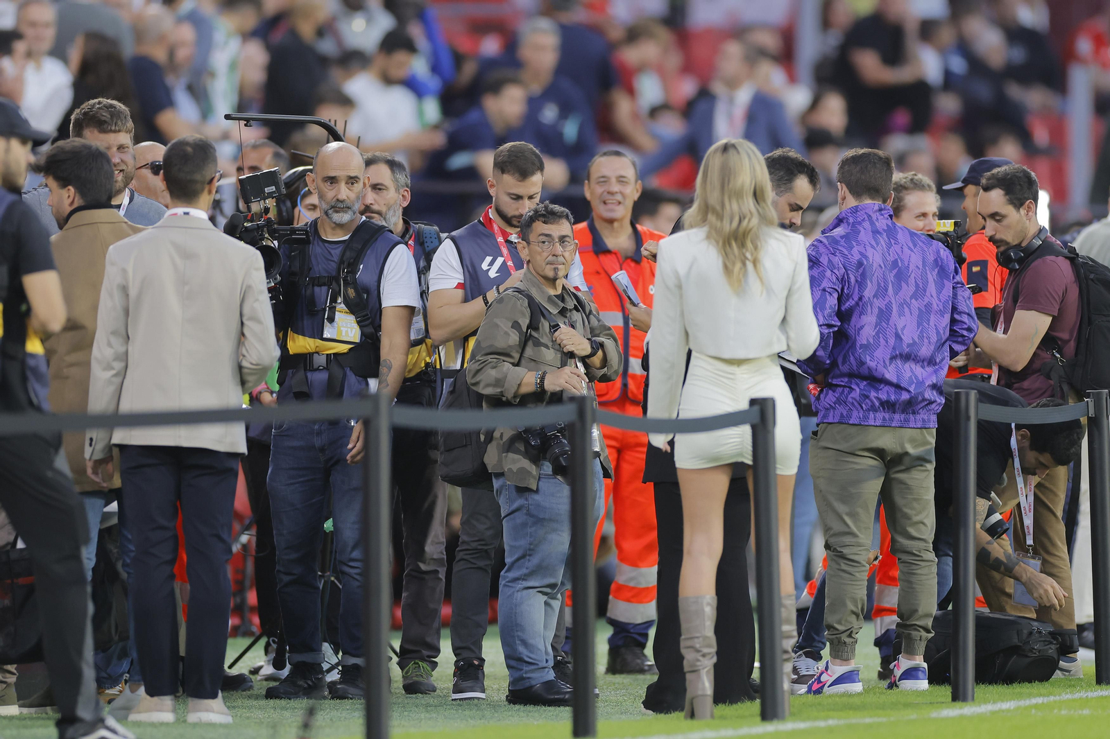 Búscate en las fotos del Sevilla-Betis